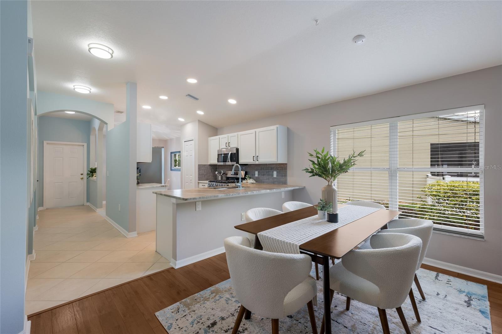 6110 BLUE RUNNER CT