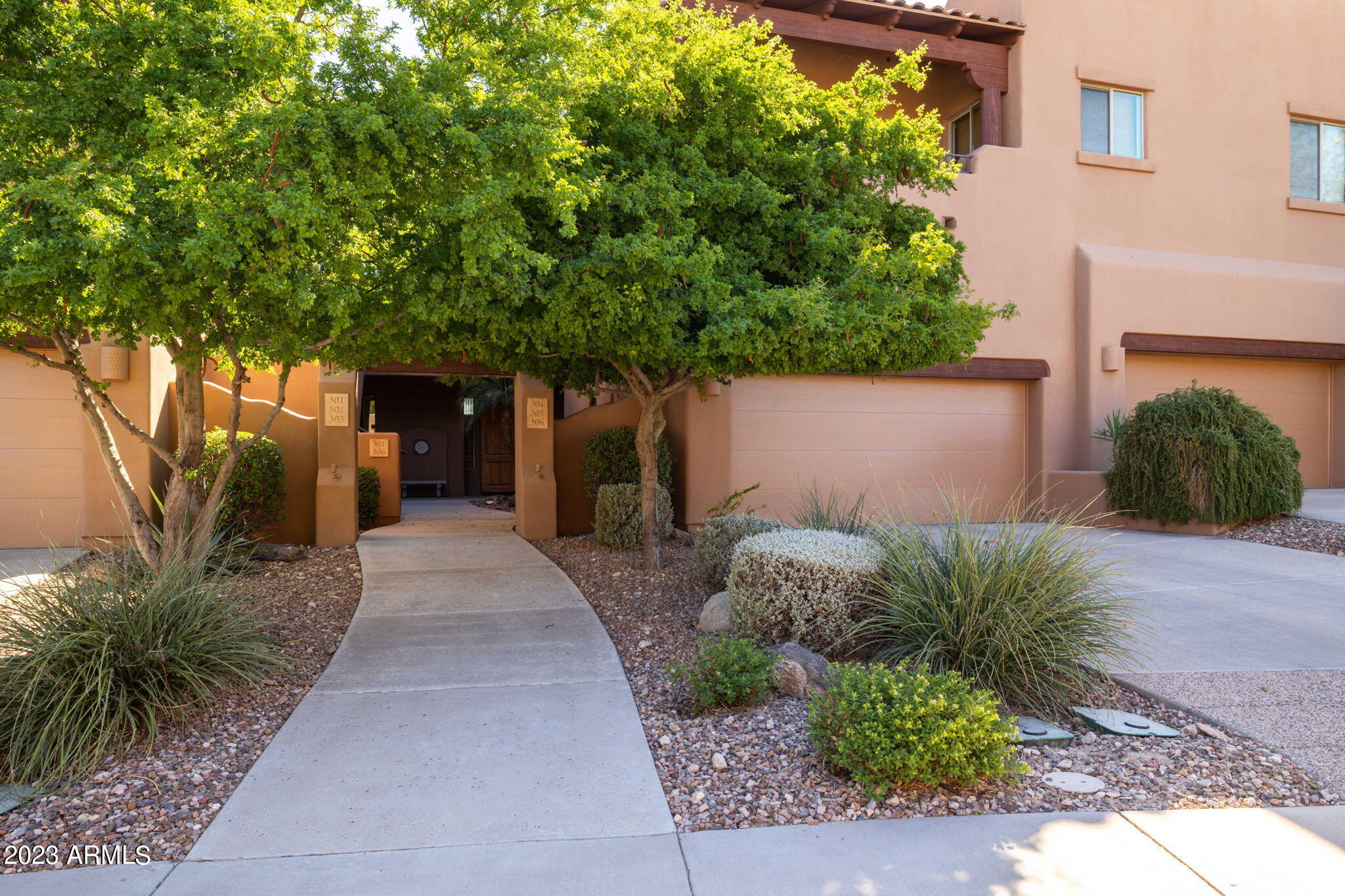 13600 N Fountain Hills Blvd, #305