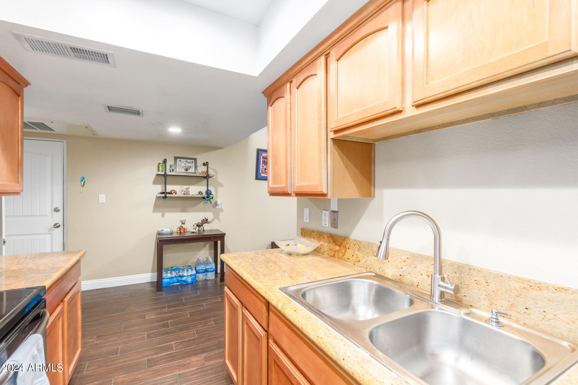 3807 N 30th St, #37