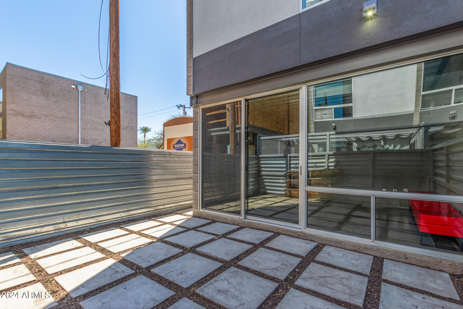 525 E Willetta St, #9