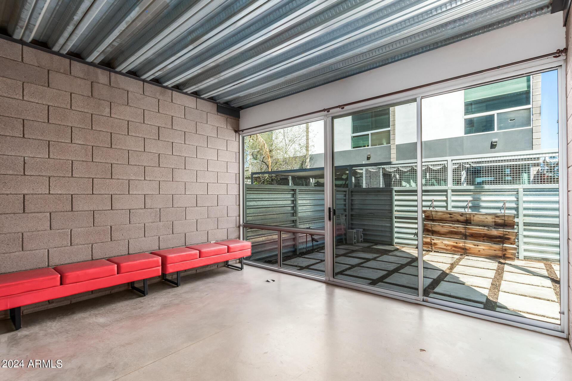 525 E Willetta St, #9