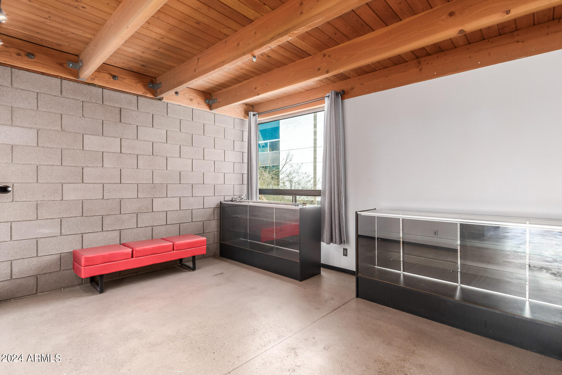 525 E Willetta St, #9