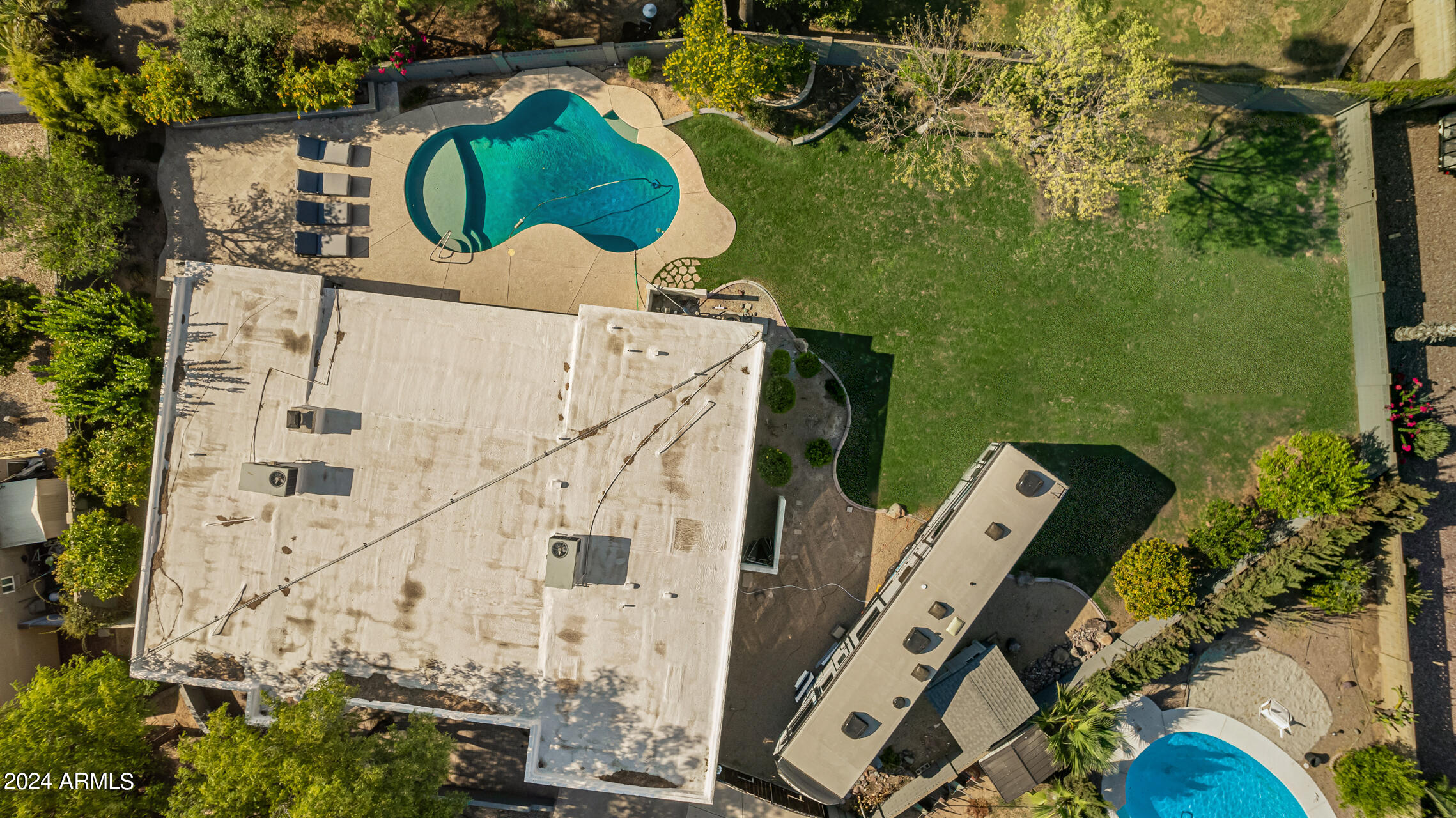 5102 E Larkspur Dr