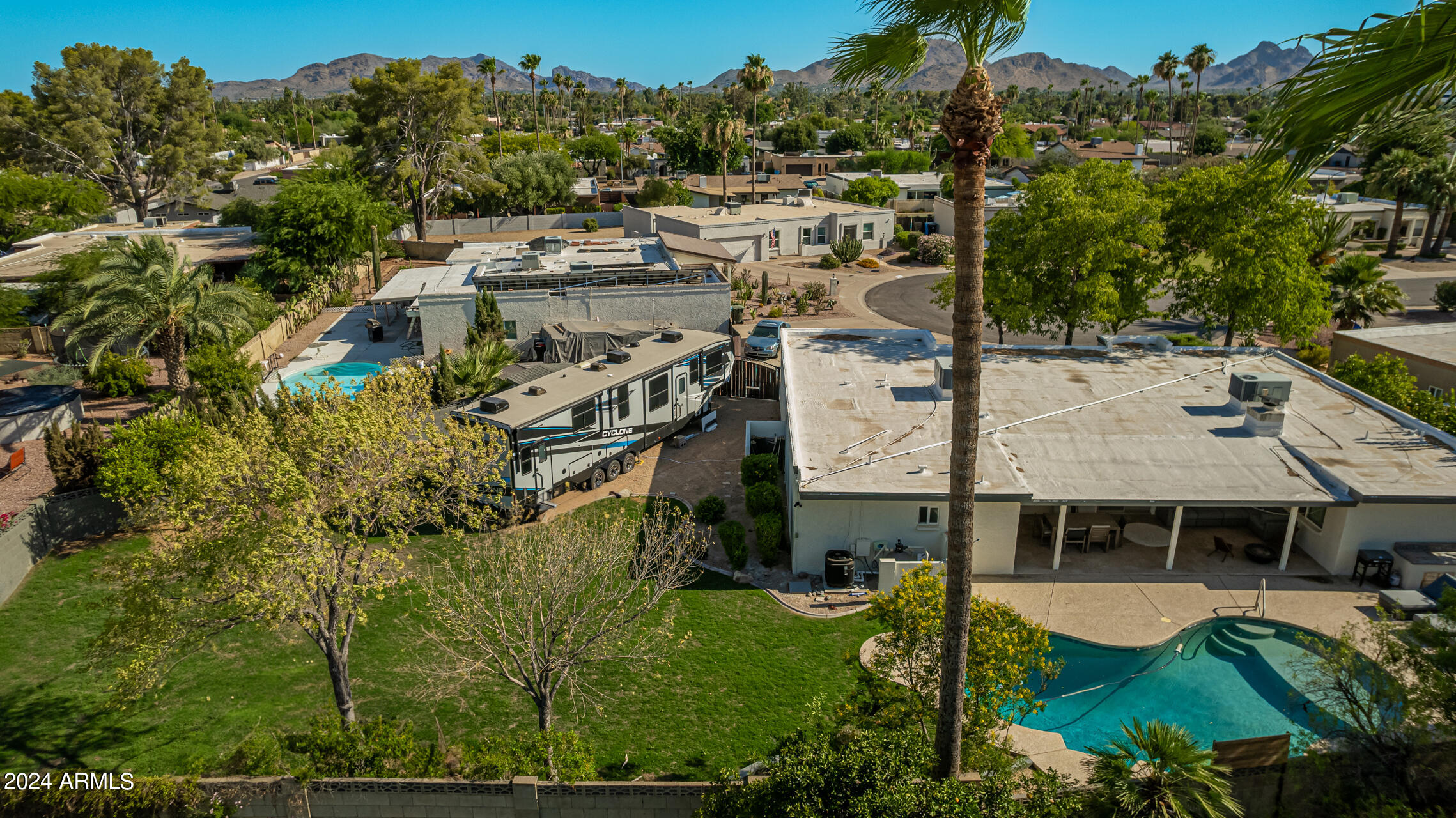 5102 E Larkspur Dr