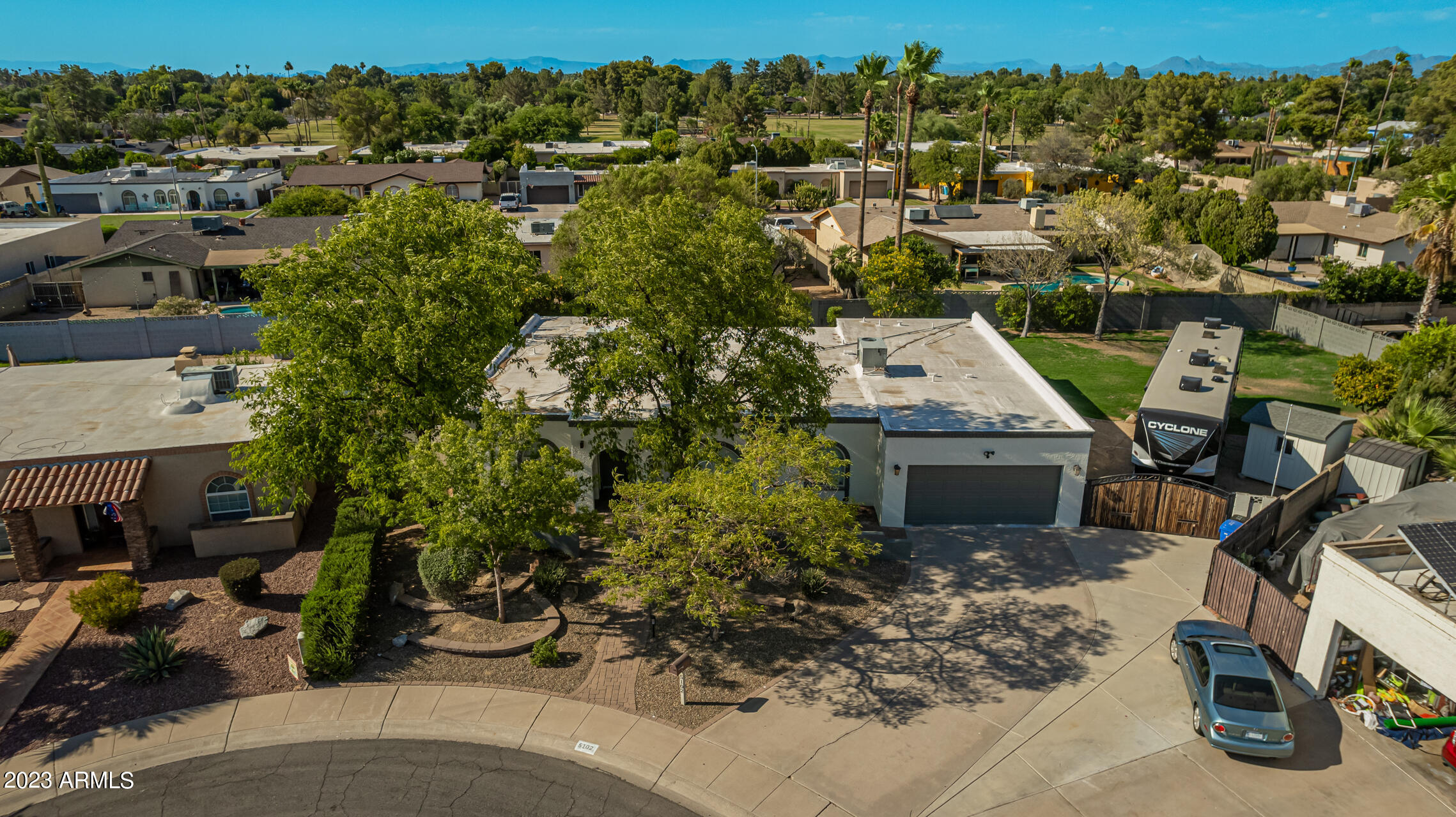 5102 E Larkspur Dr