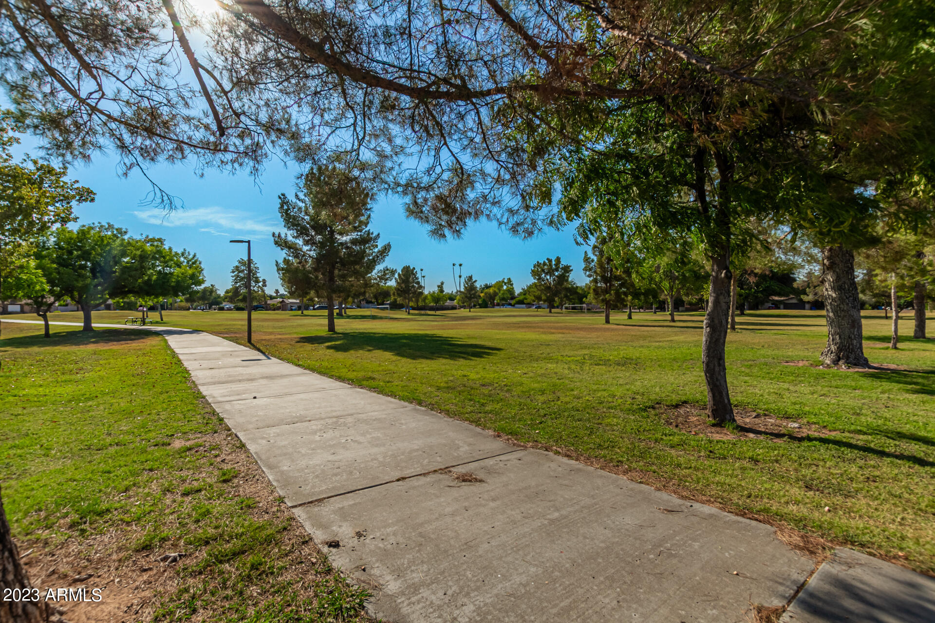 5102 E Larkspur Dr