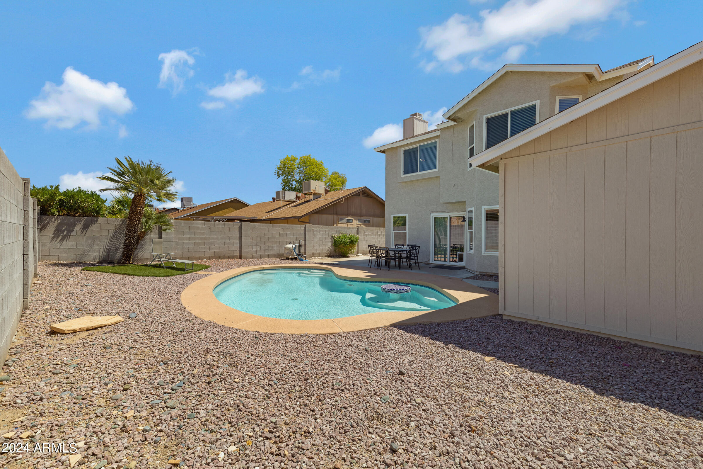 108 W Villa Rita Dr