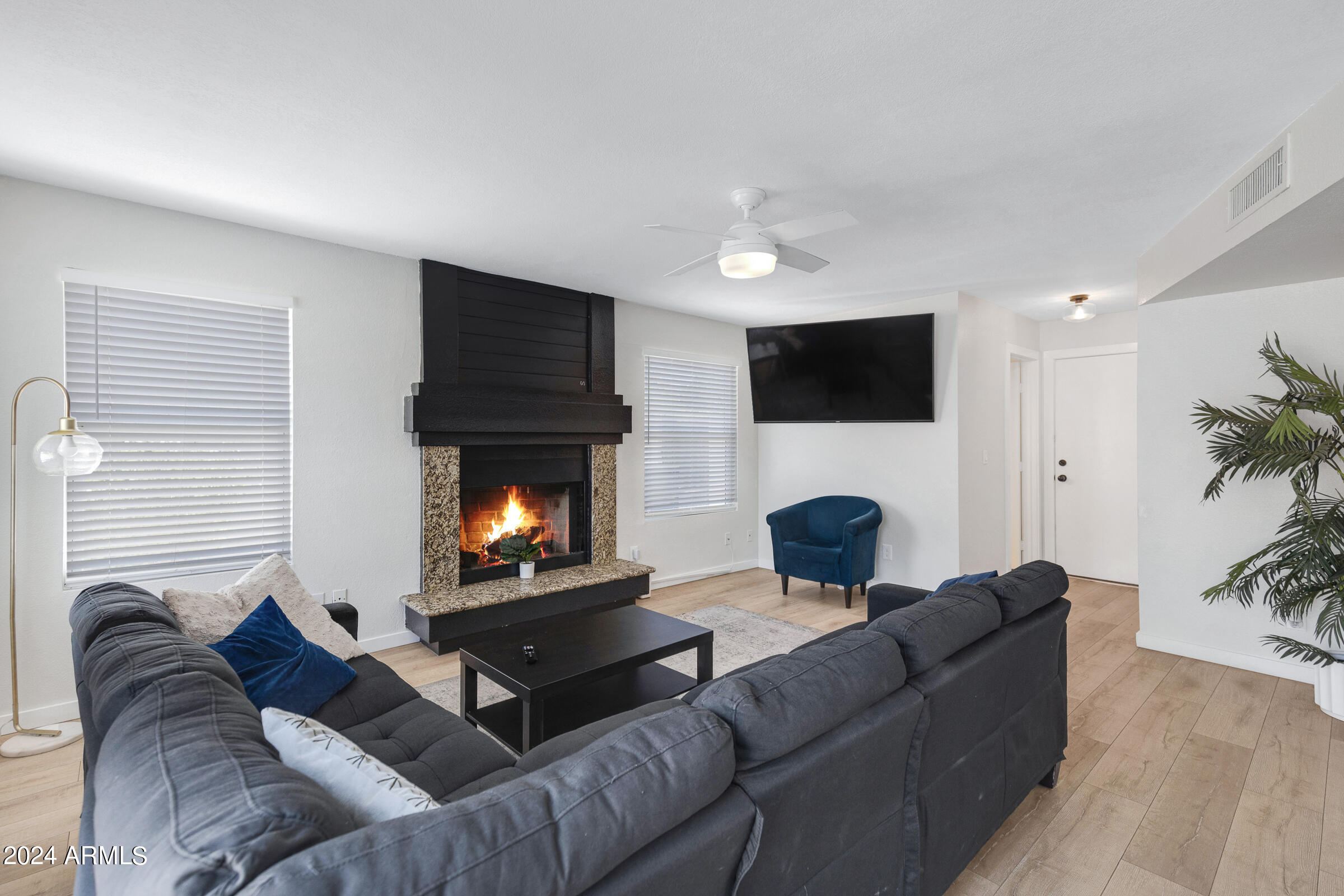 108 W Villa Rita Dr