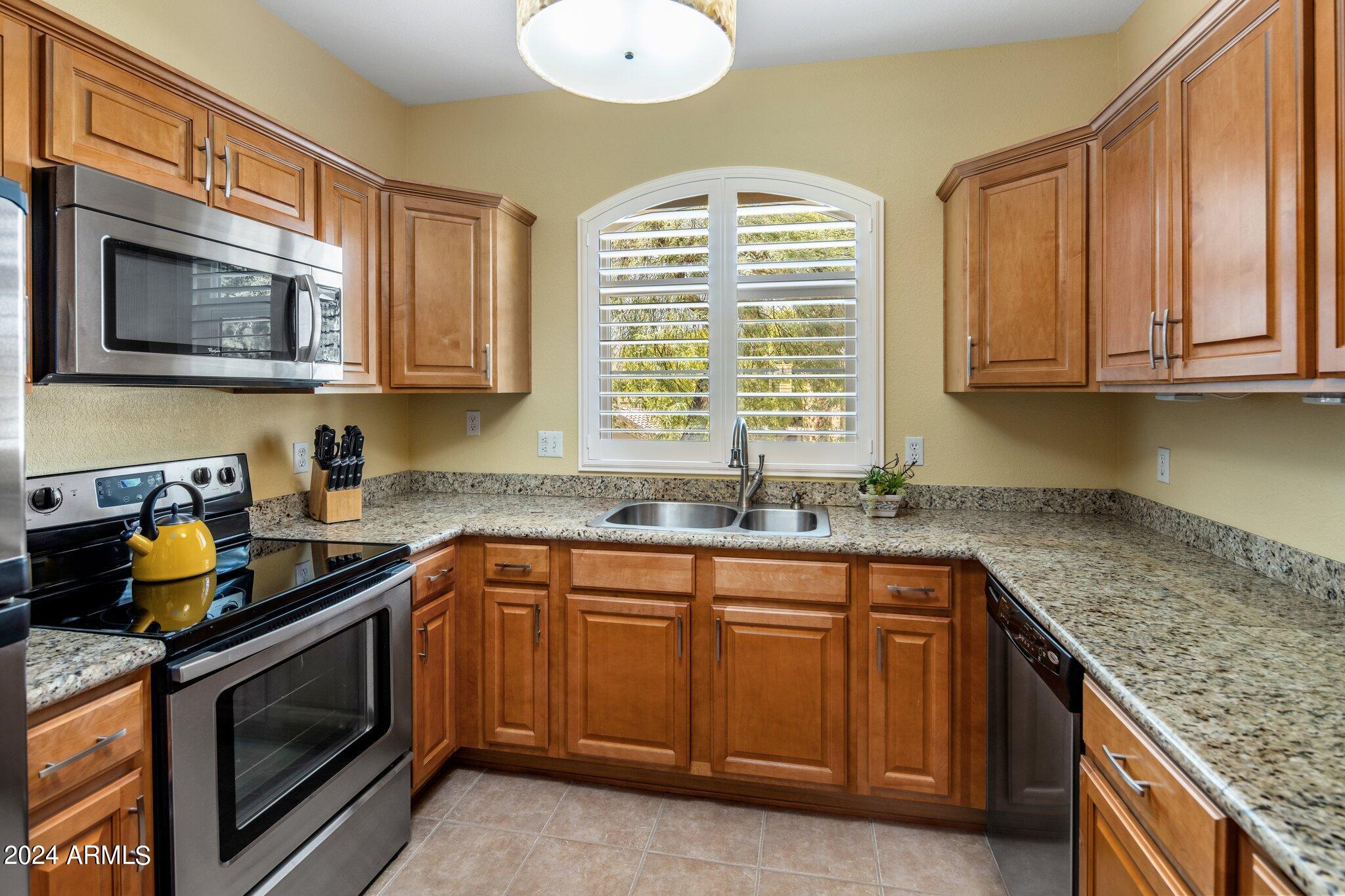 5335 E Shea Blvd, #2026
