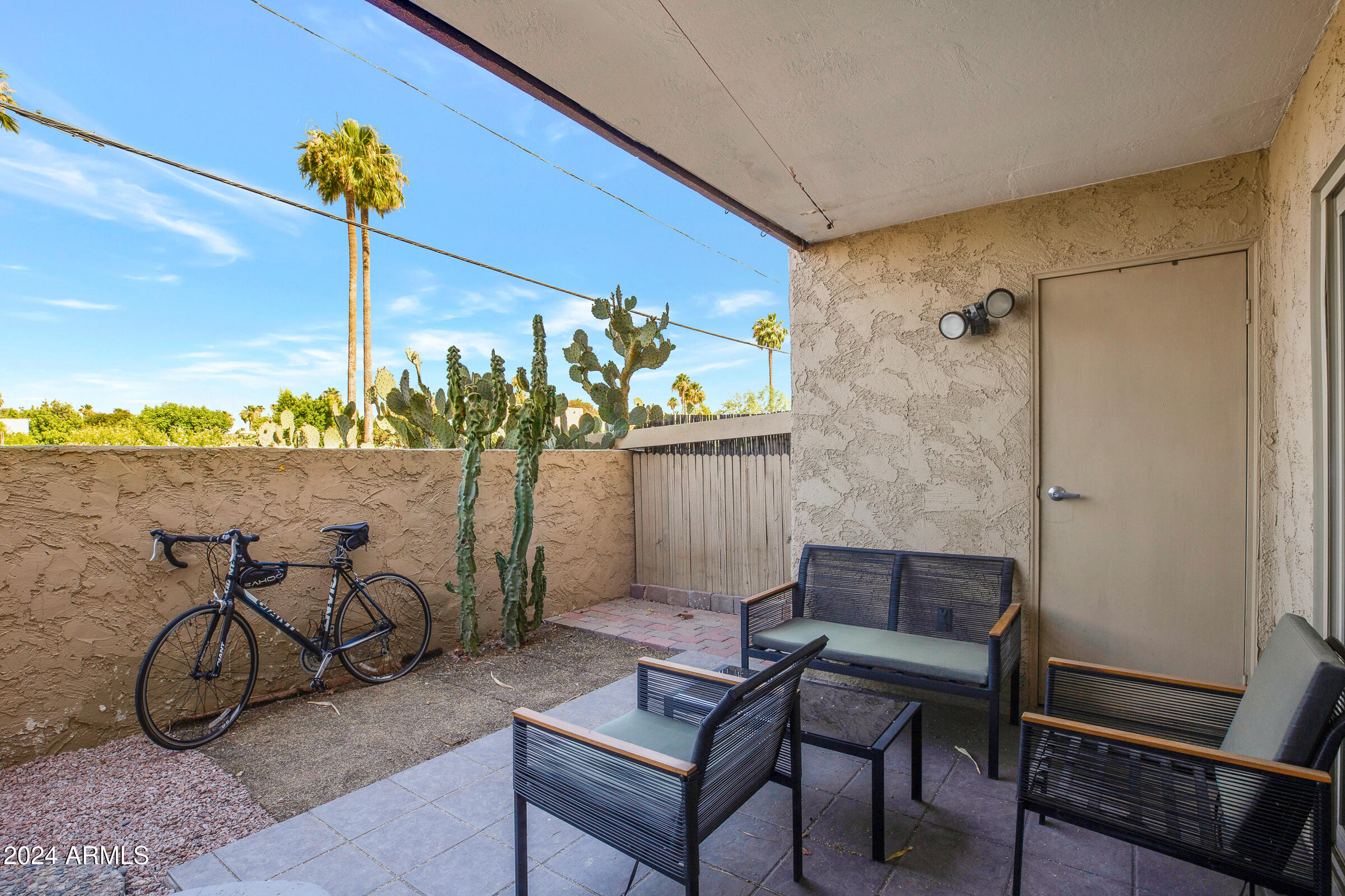 4950 N Miller Rd, #104