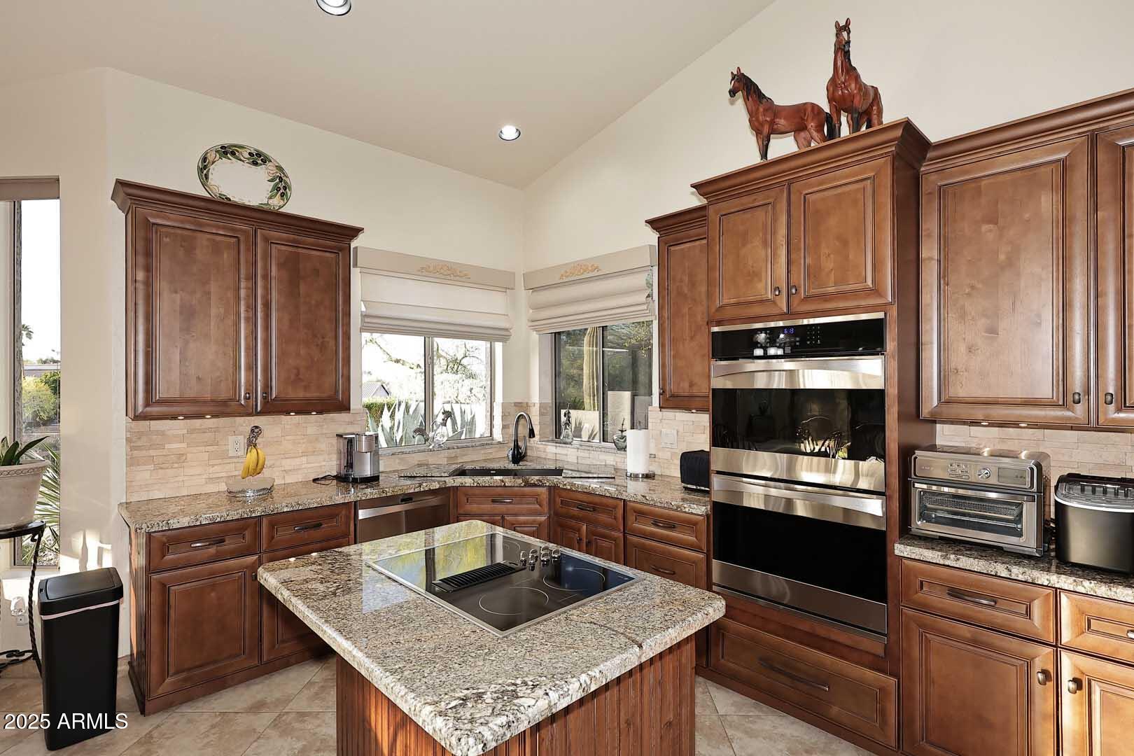 16304 E Crystal Ridge Dr