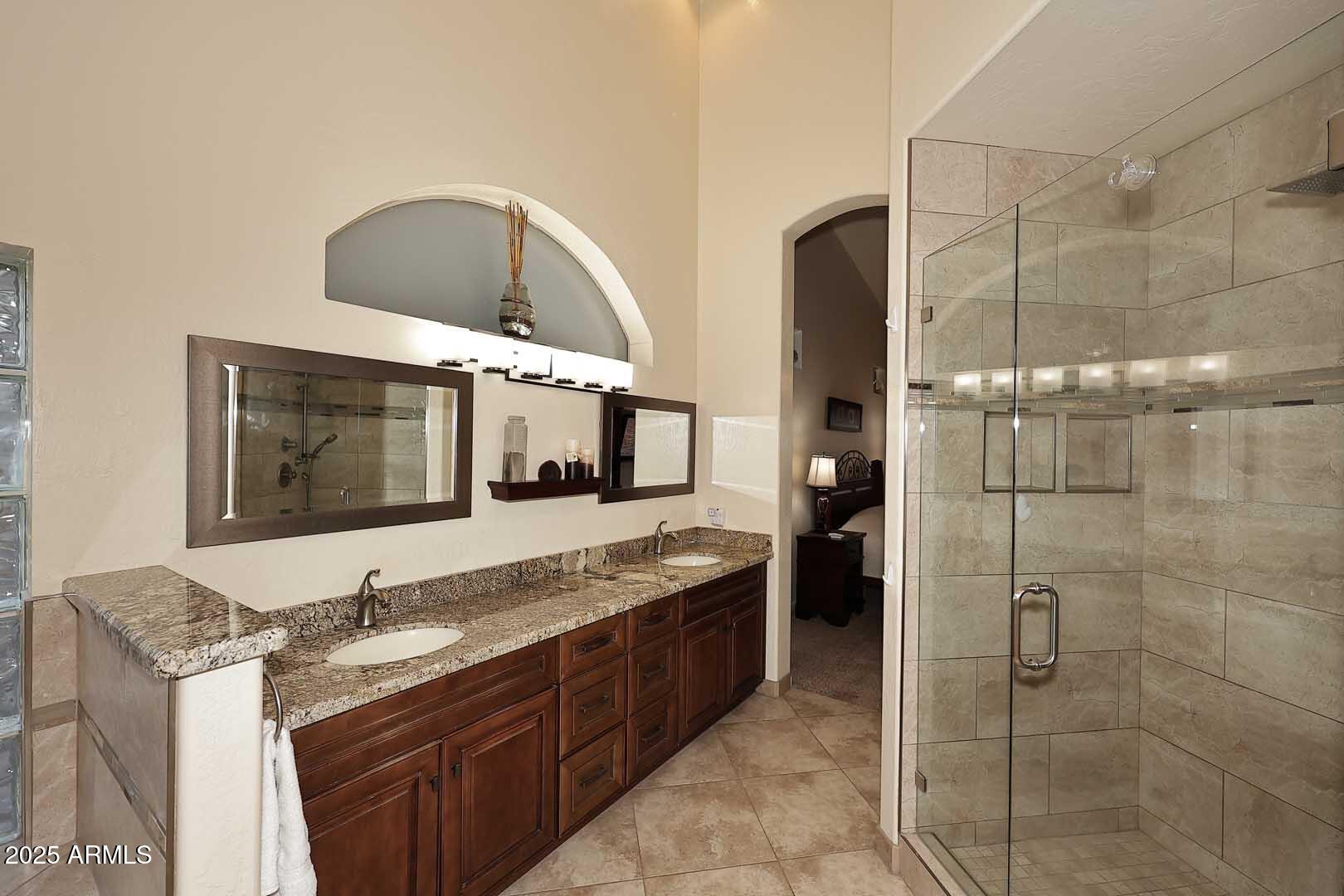 16304 E Crystal Ridge Dr