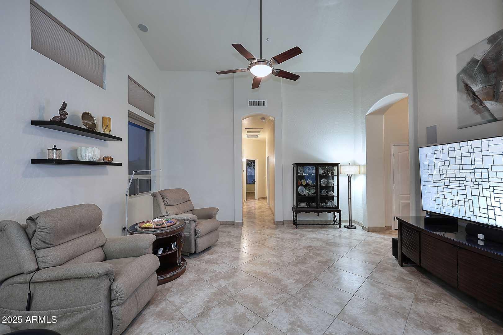 16304 E Crystal Ridge Dr