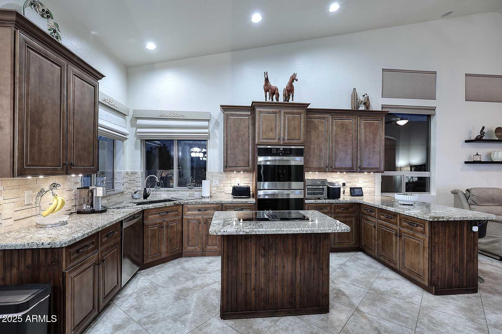 16304 E Crystal Ridge Dr