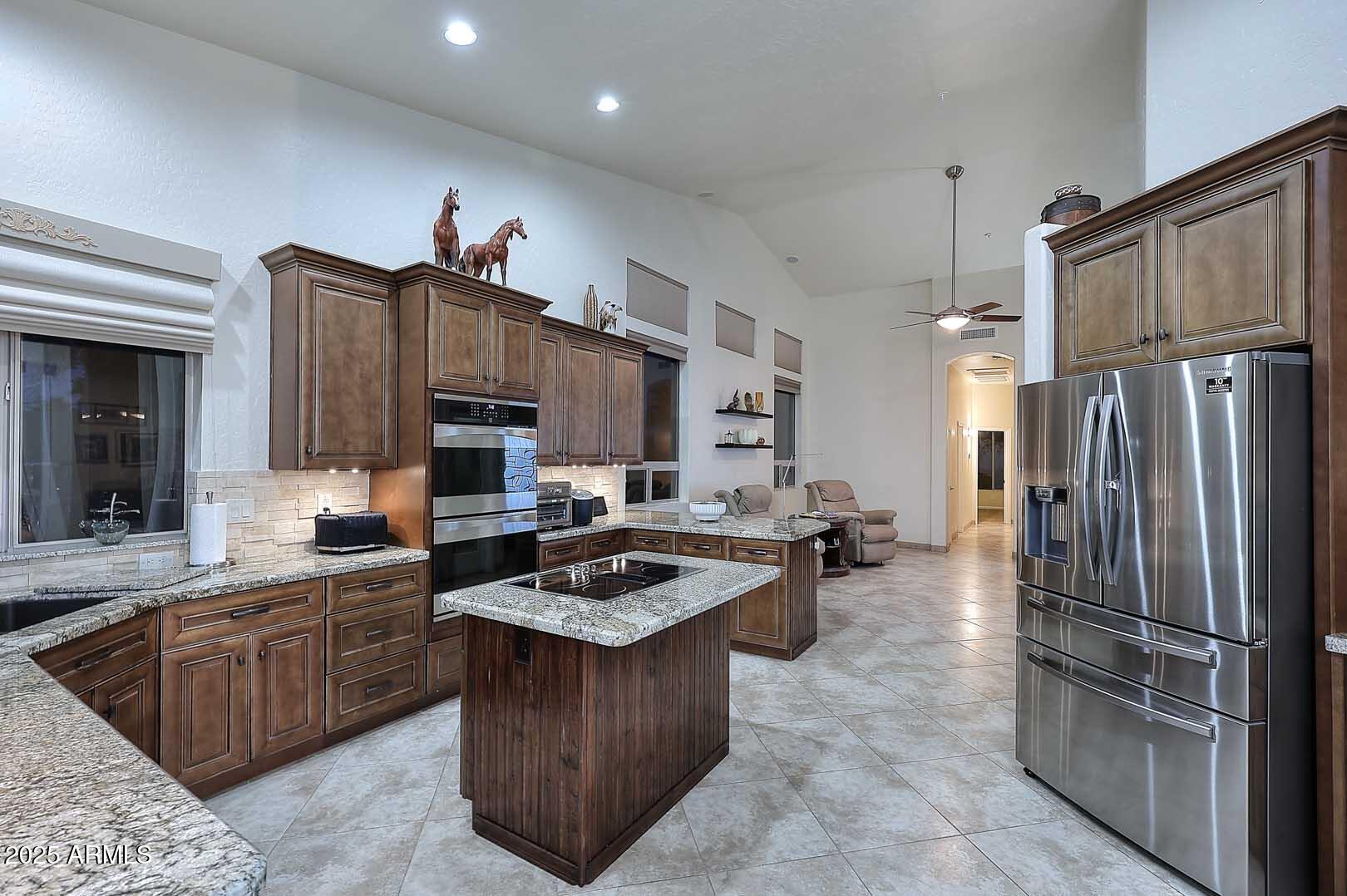 16304 E Crystal Ridge Dr