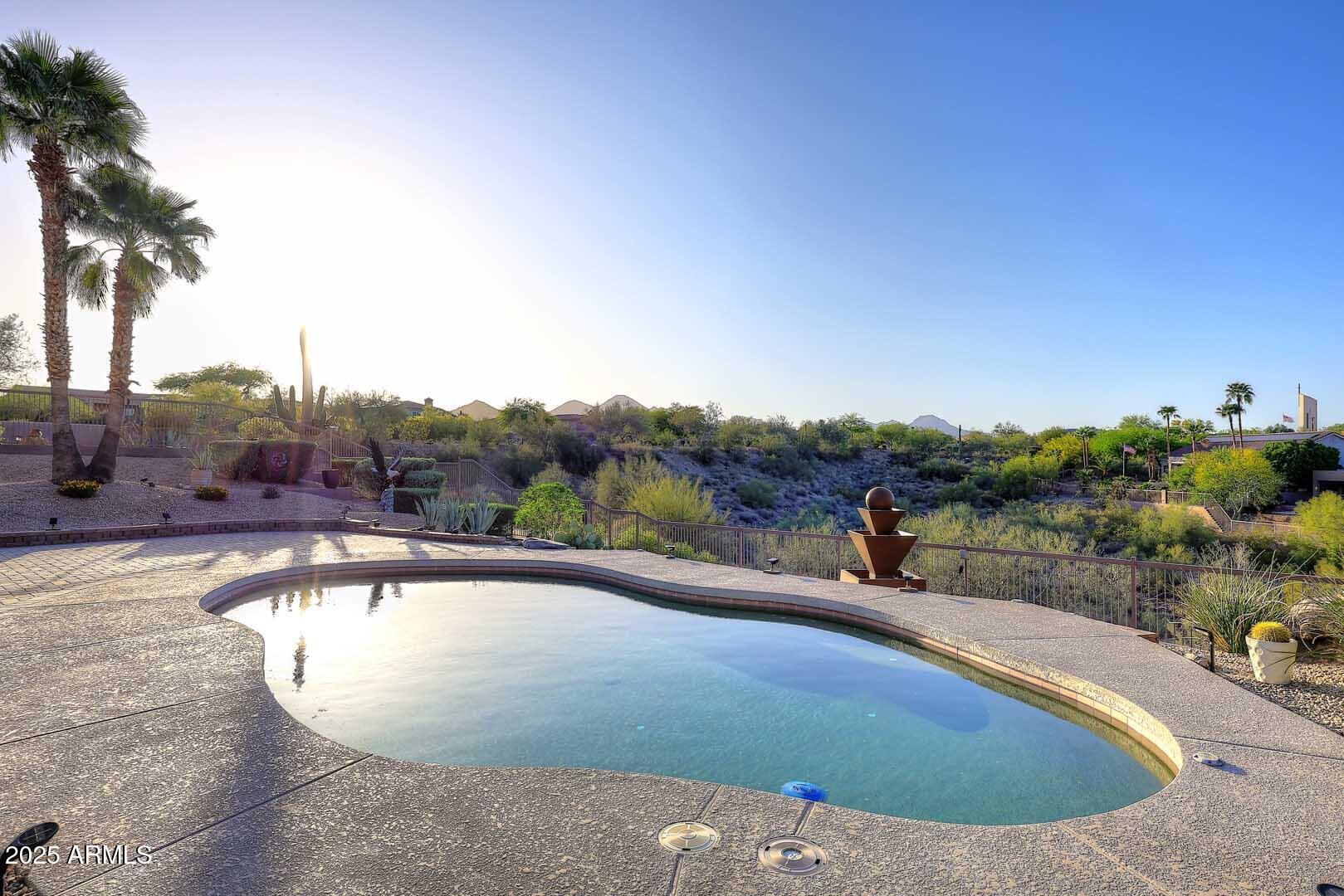 16304 E Crystal Ridge Dr