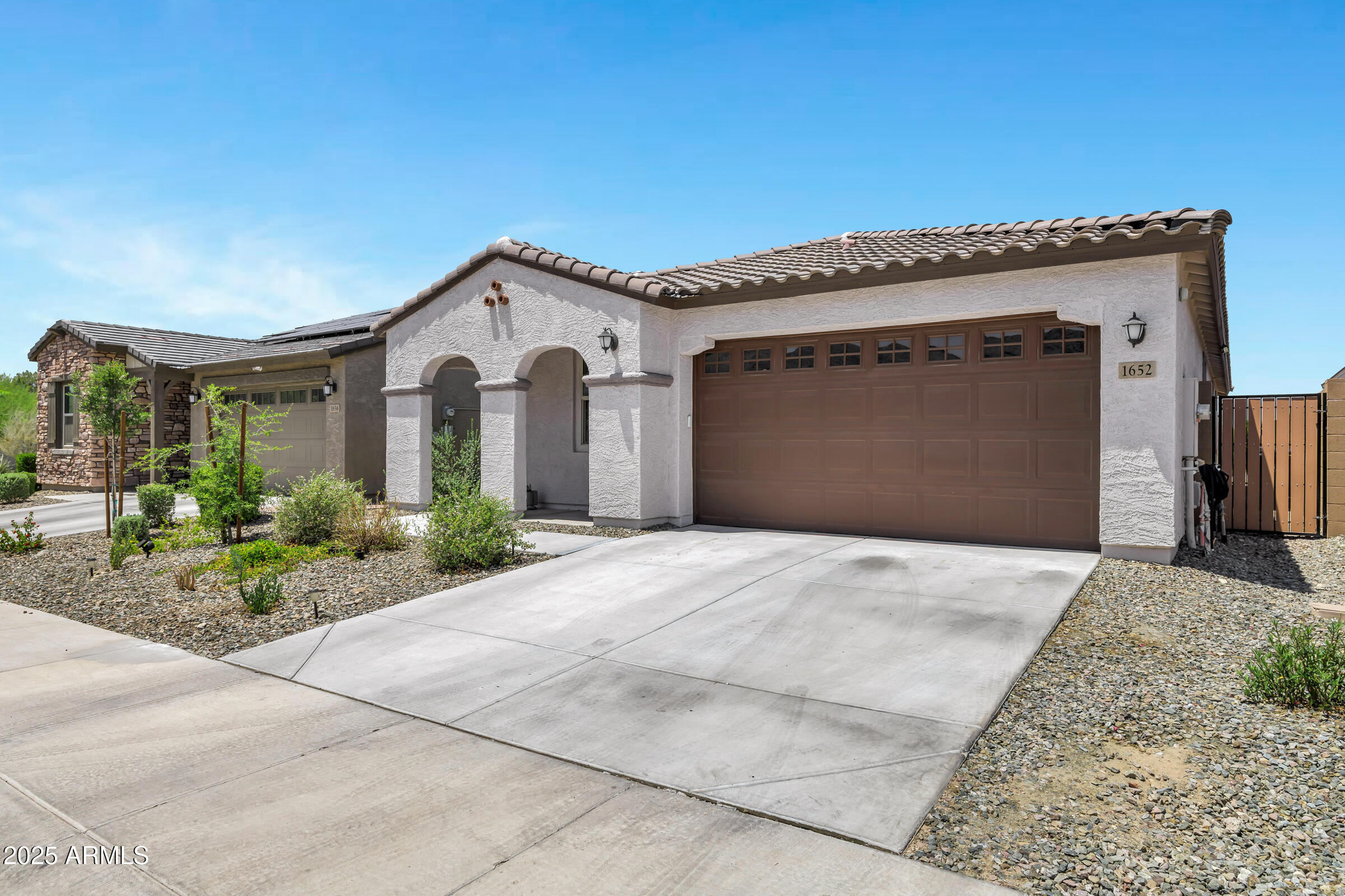 1652 W Estes Way