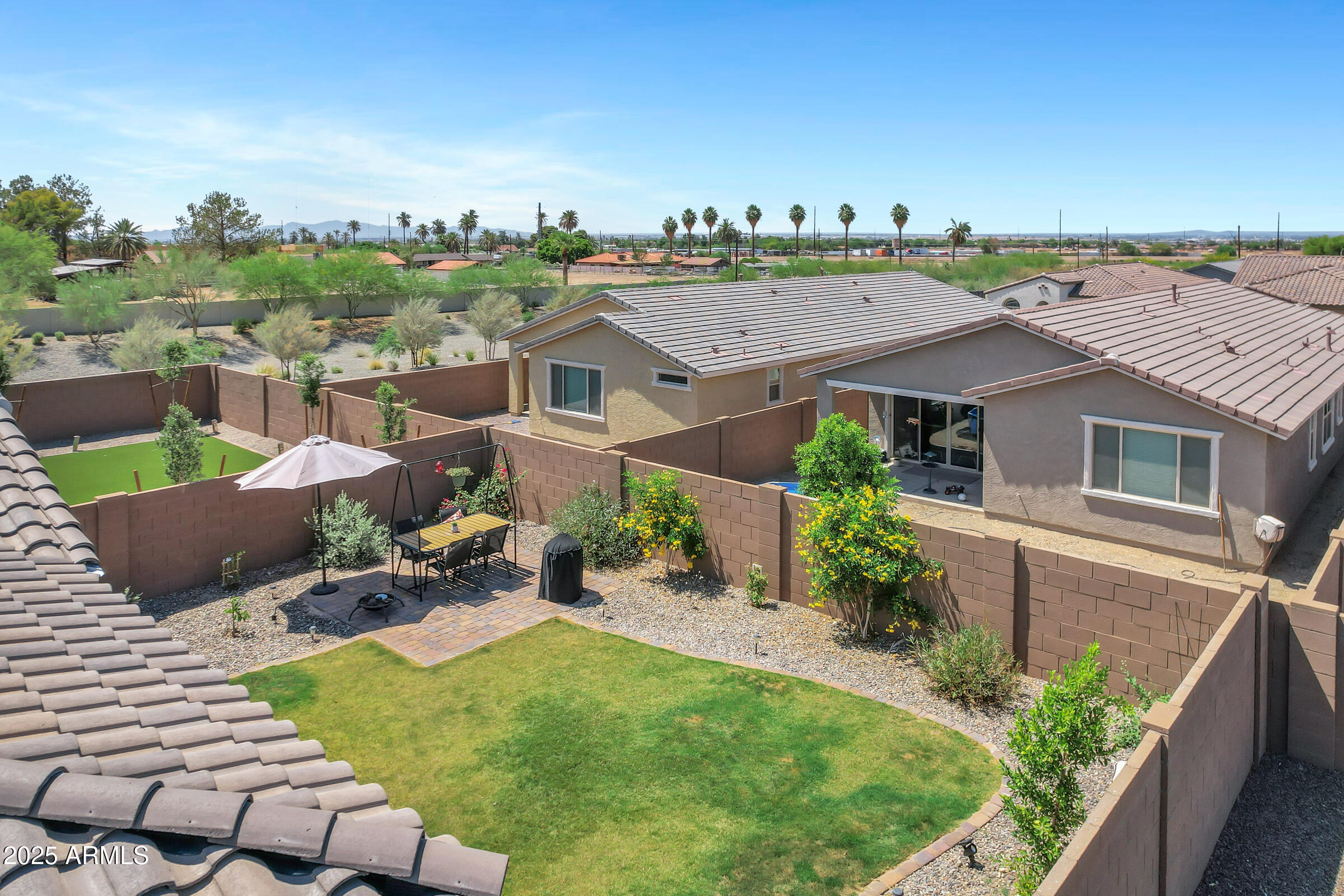 1652 W Estes Way