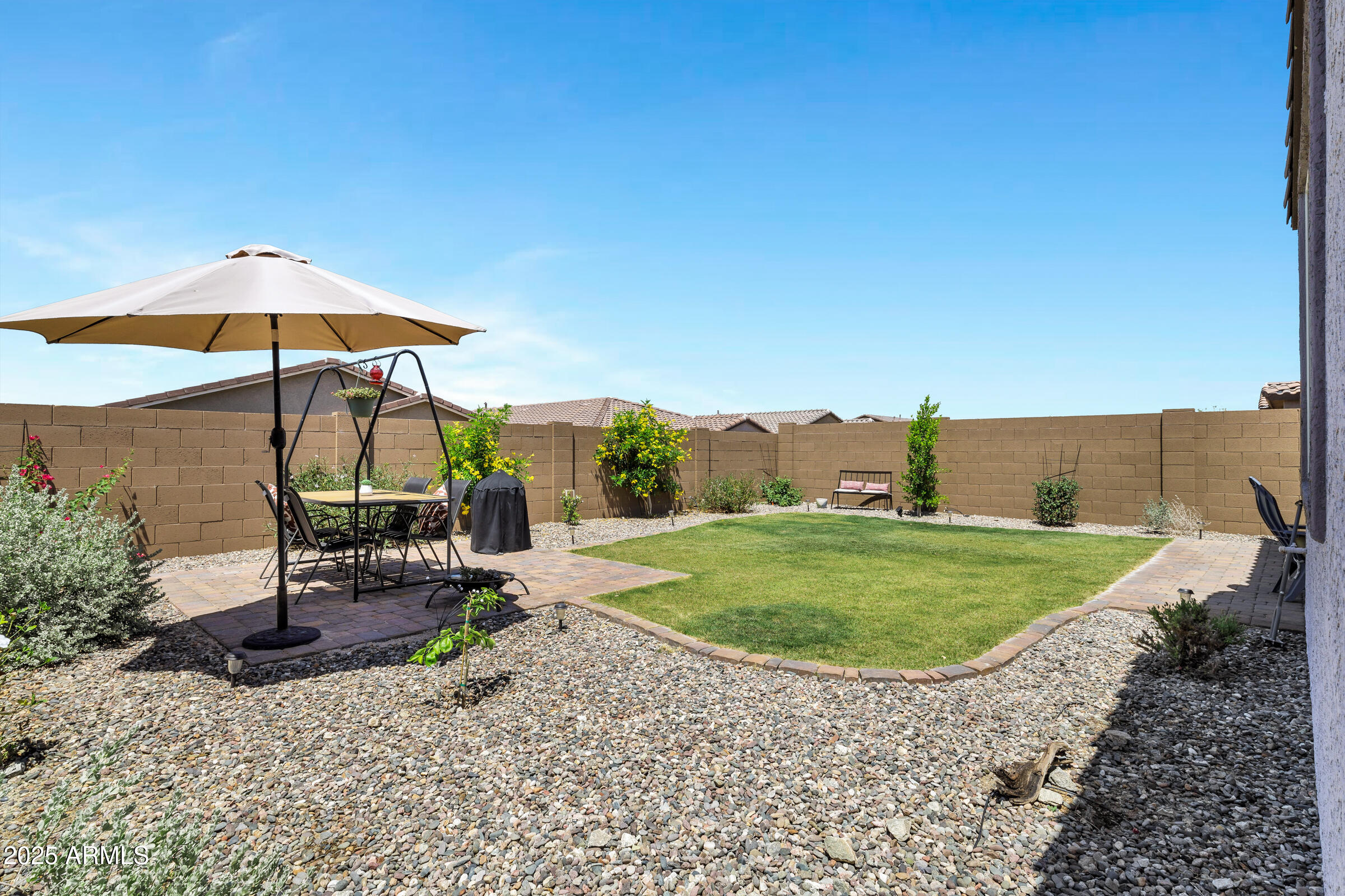 1652 W Estes Way