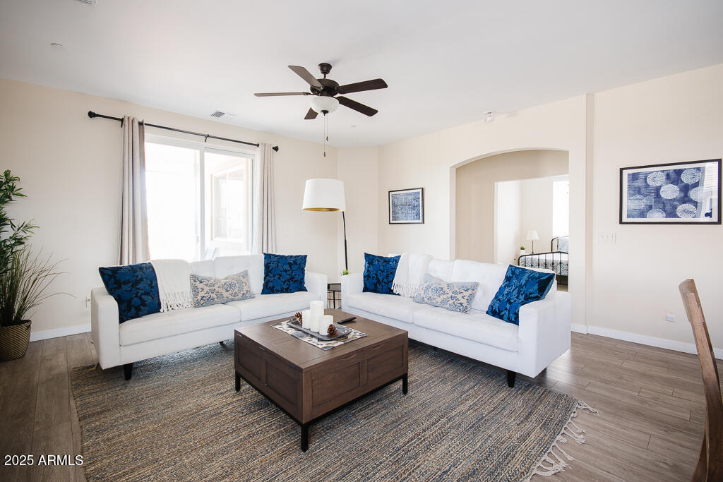 1525 Chateau Dr