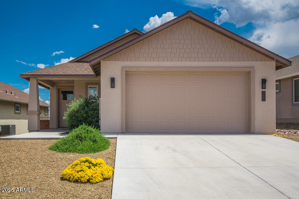 1525 Chateau Dr
