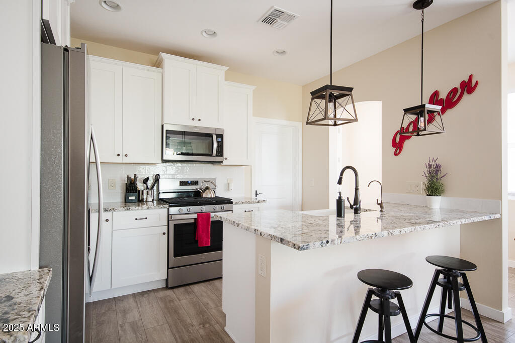 1525 Chateau Dr