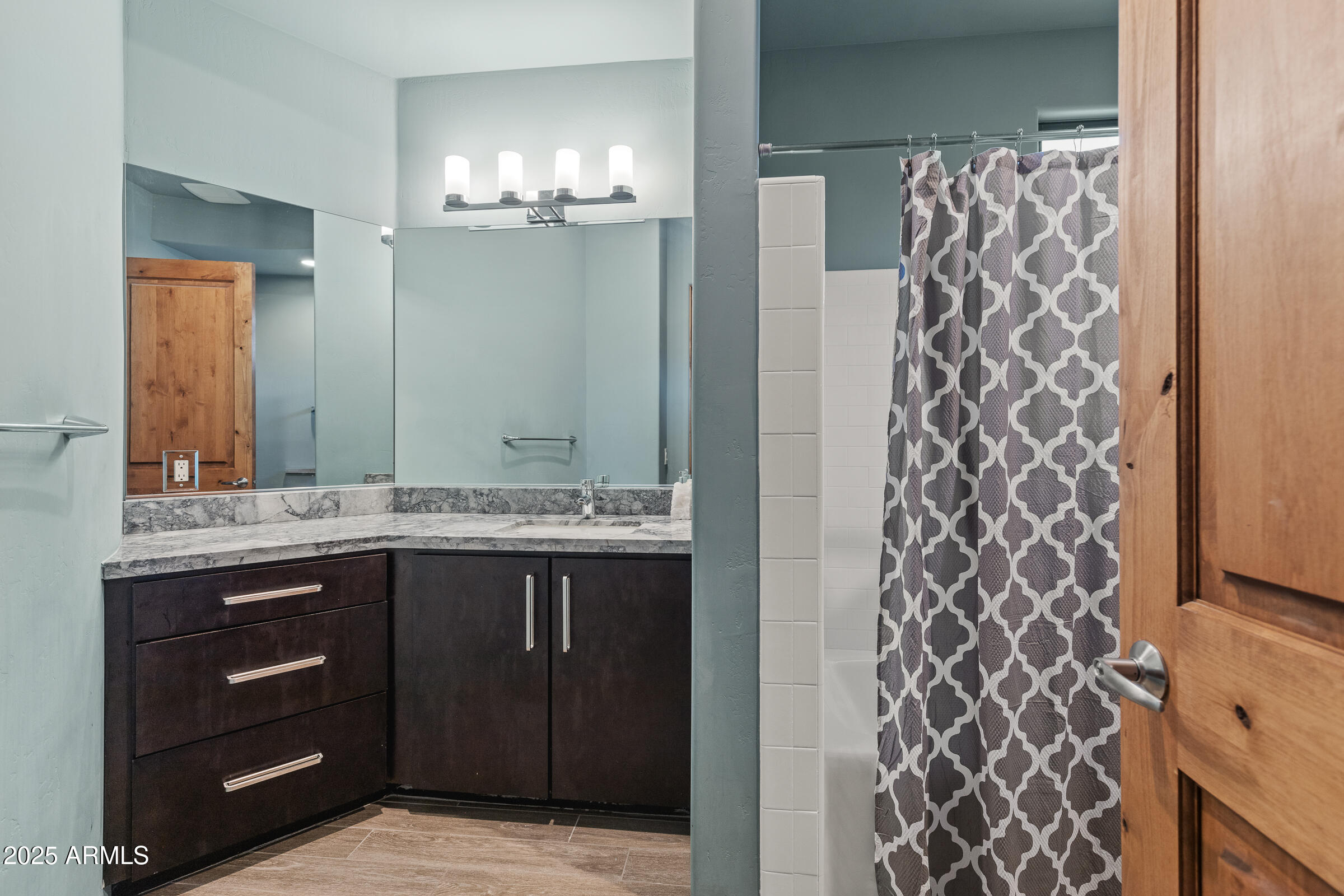 495 SCHNEBLY HILL Road