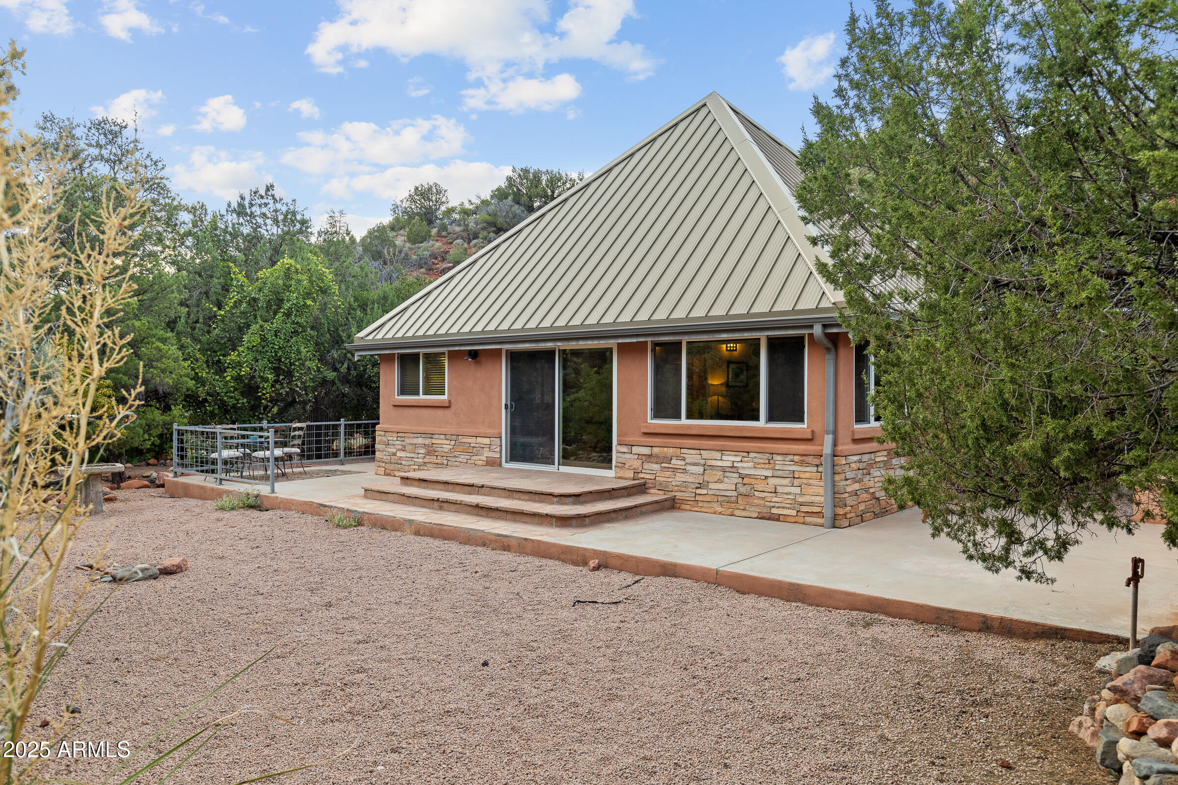 495 SCHNEBLY HILL Road