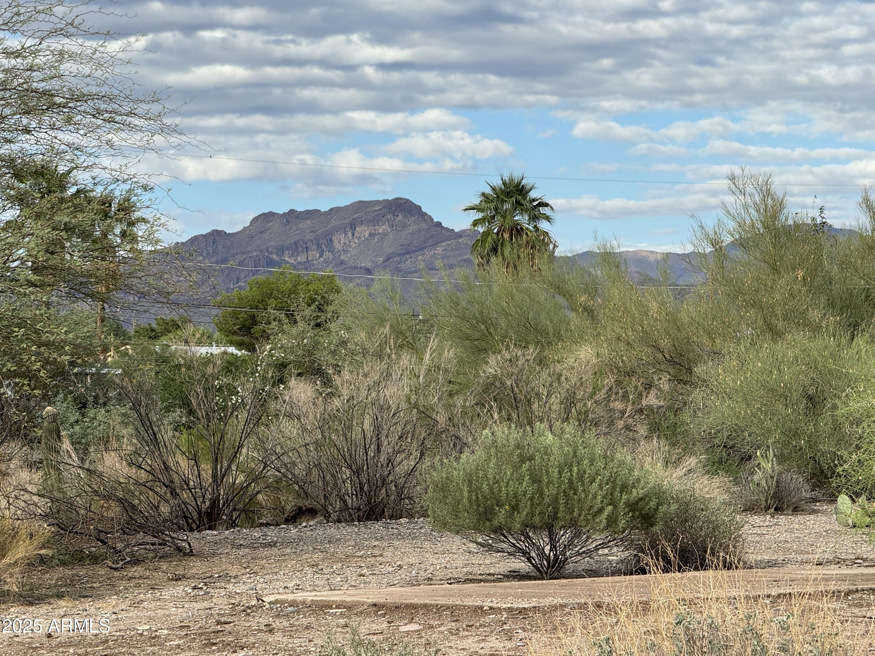 268 E QUEEN CREEK Drive 121,122,123