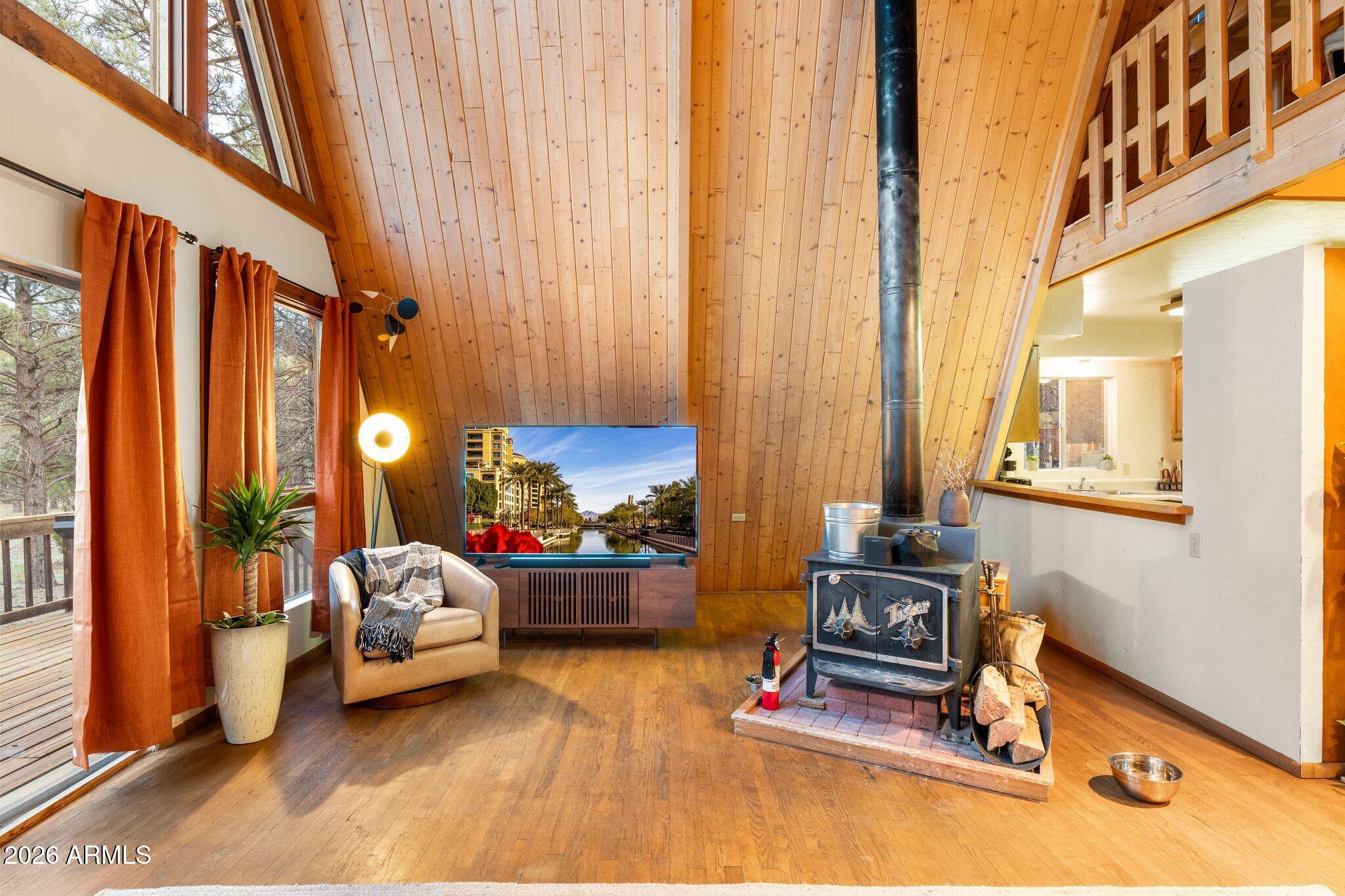 10434 E LITTLE RED Road