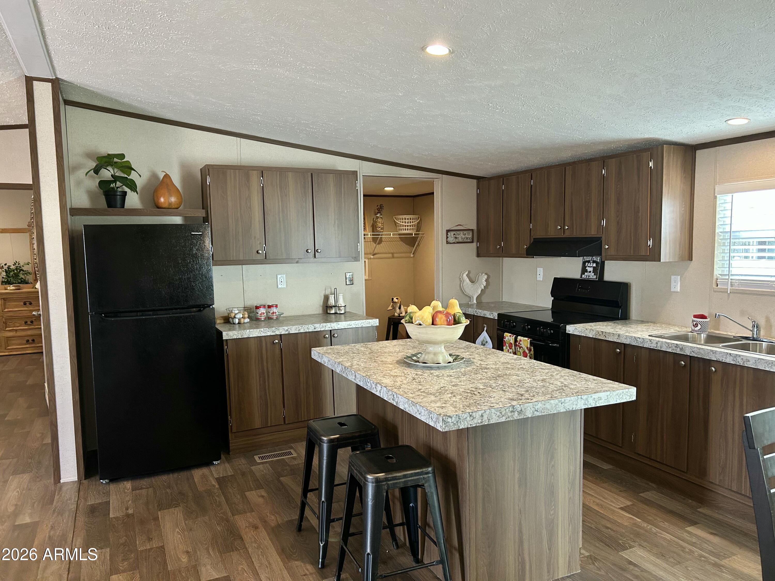 3300 W AGUADERO Drive