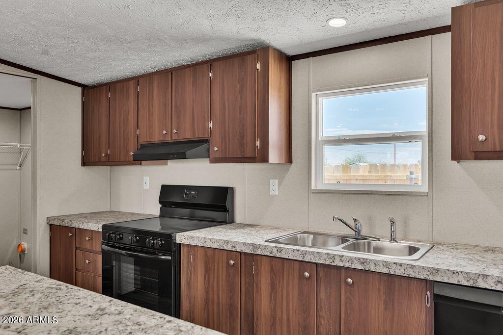 3300 W AGUADERO Drive