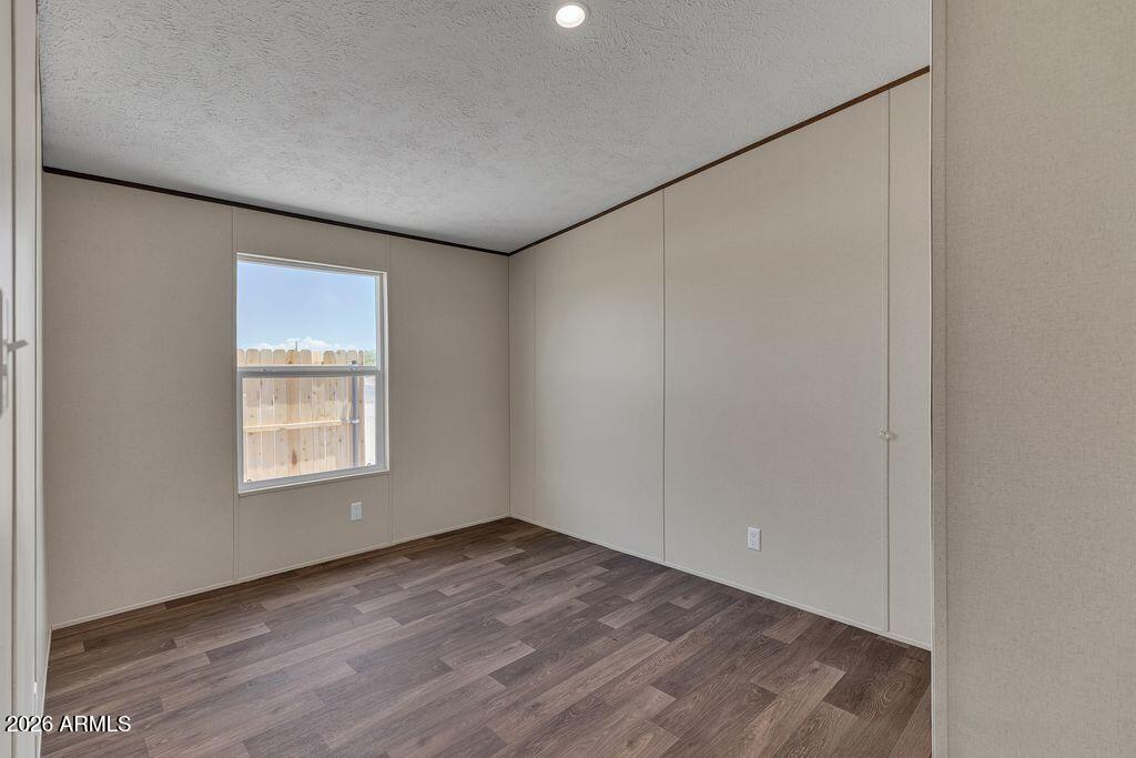3175 W MADERA Drive