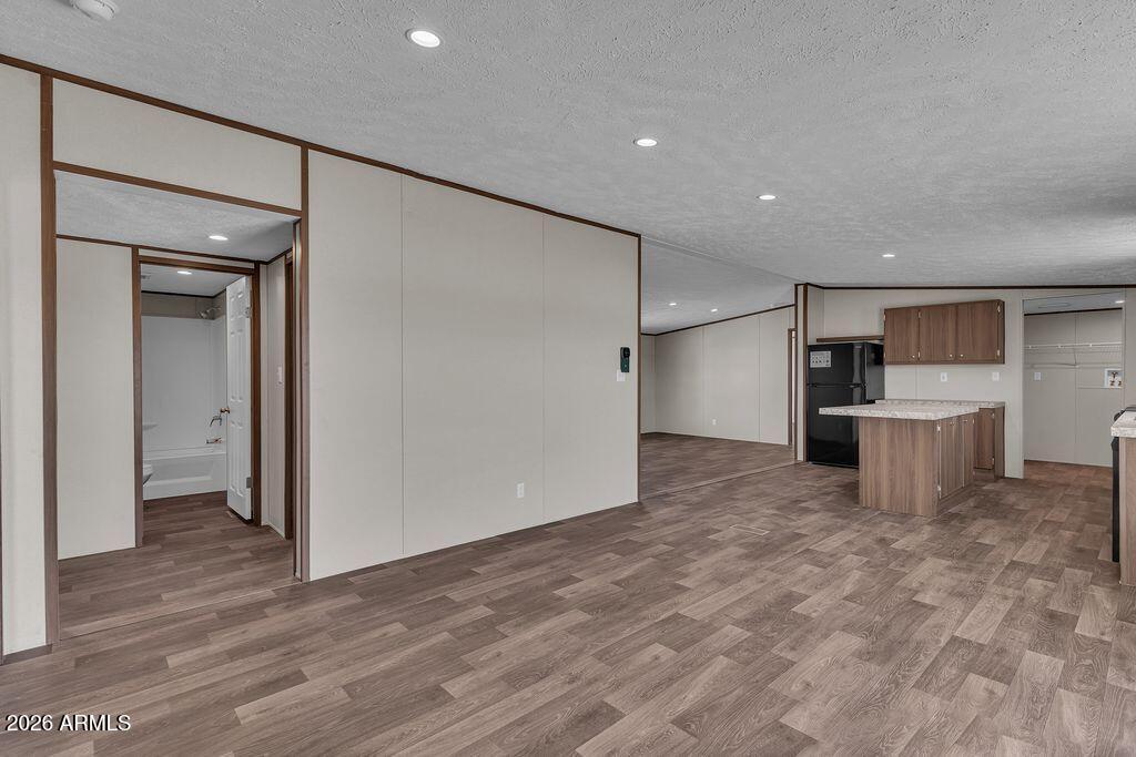 3175 W MADERA Drive