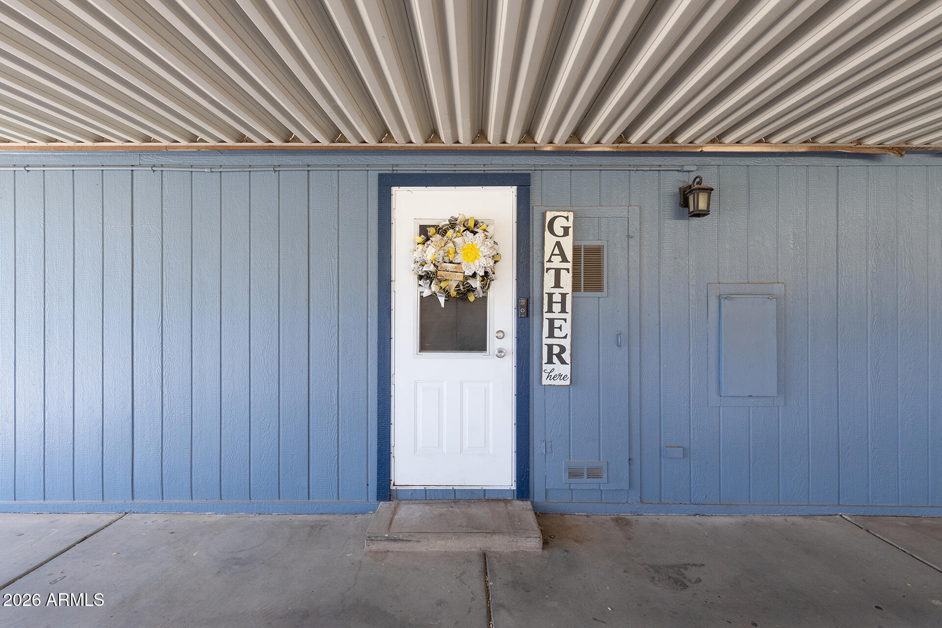 2907 E SEQUOIA Drive