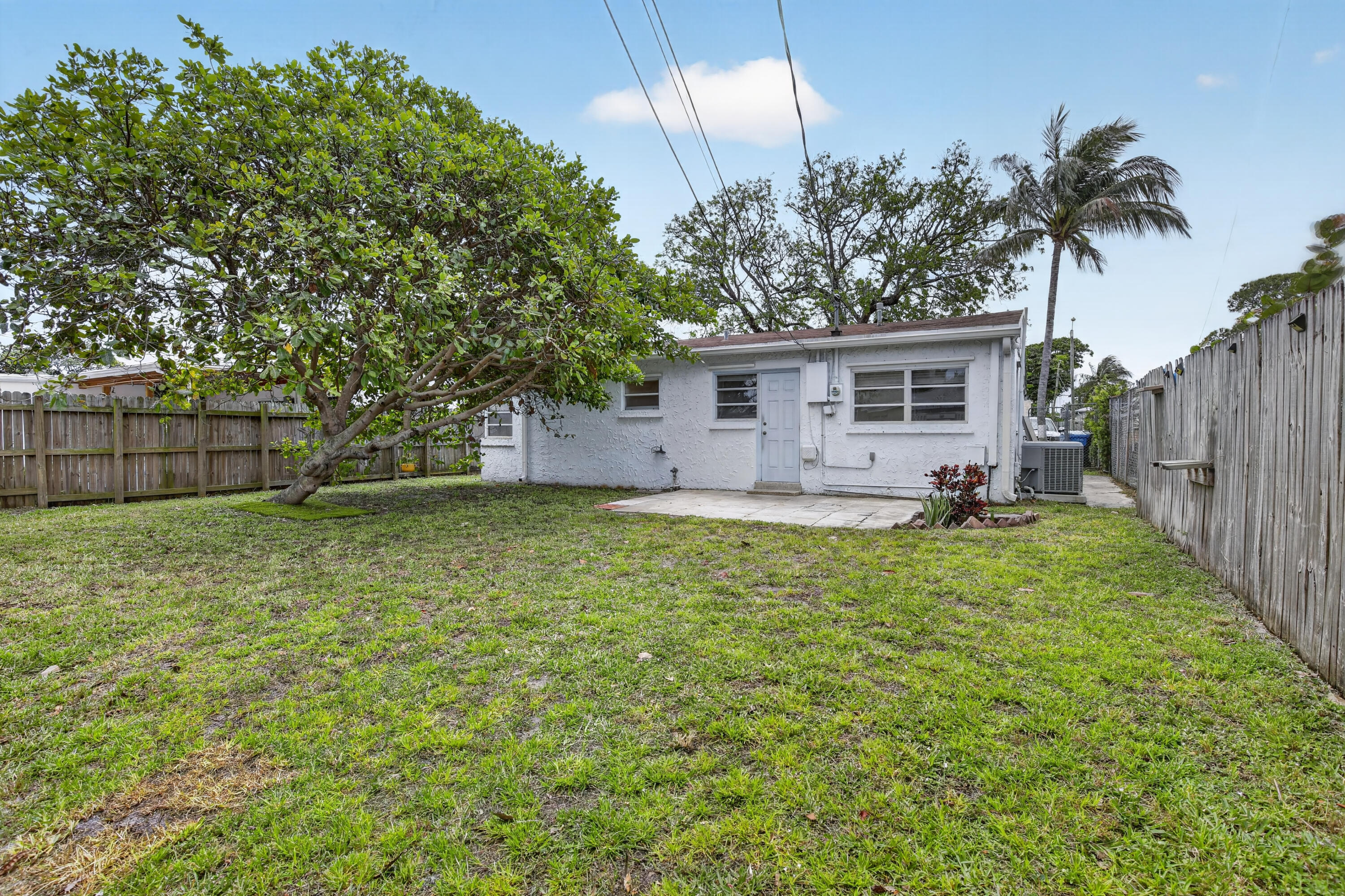 121 NW 52nd Street