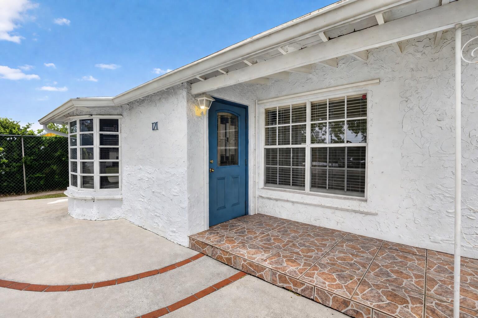 121 NW 52nd Street