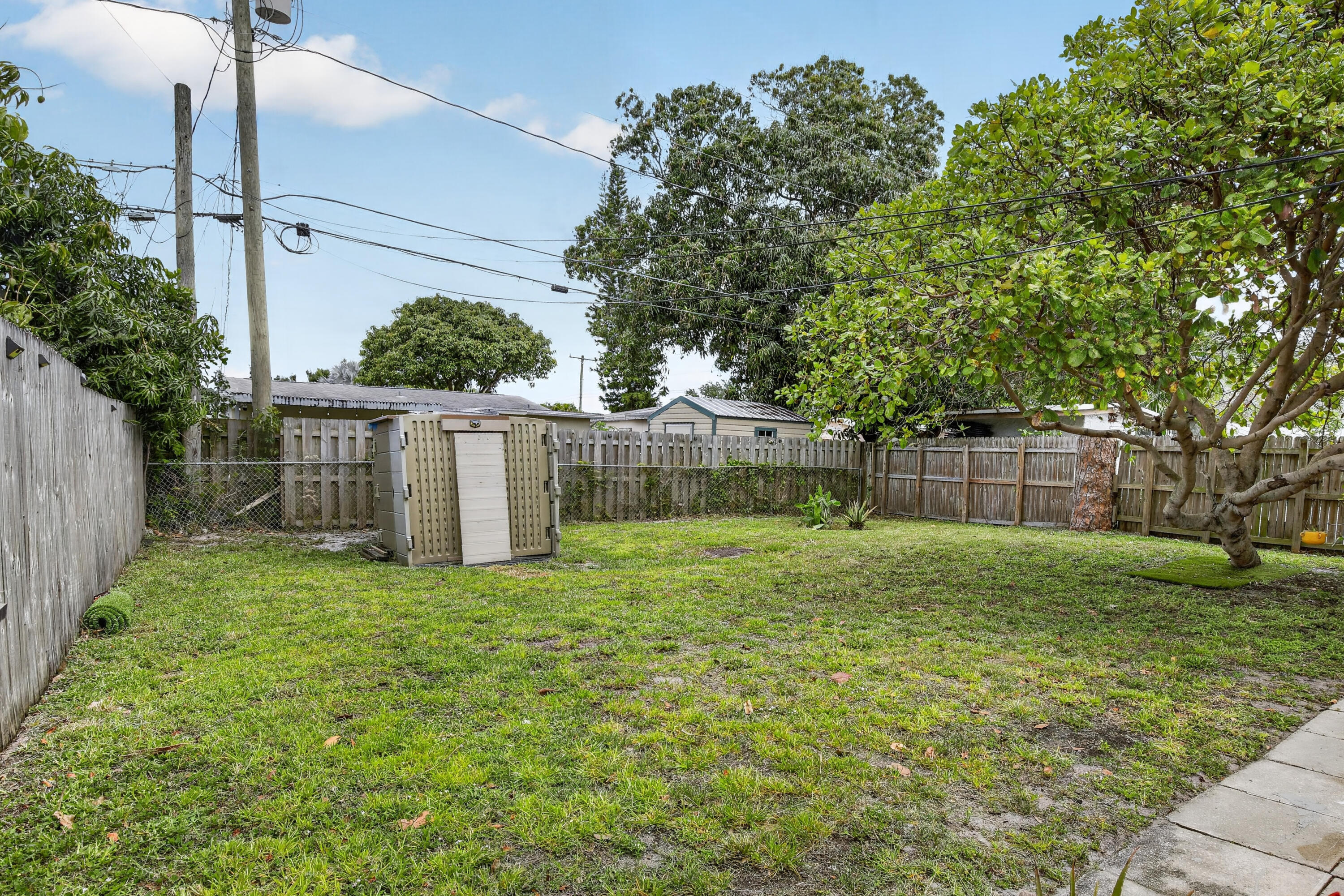 121 NW 52nd Street