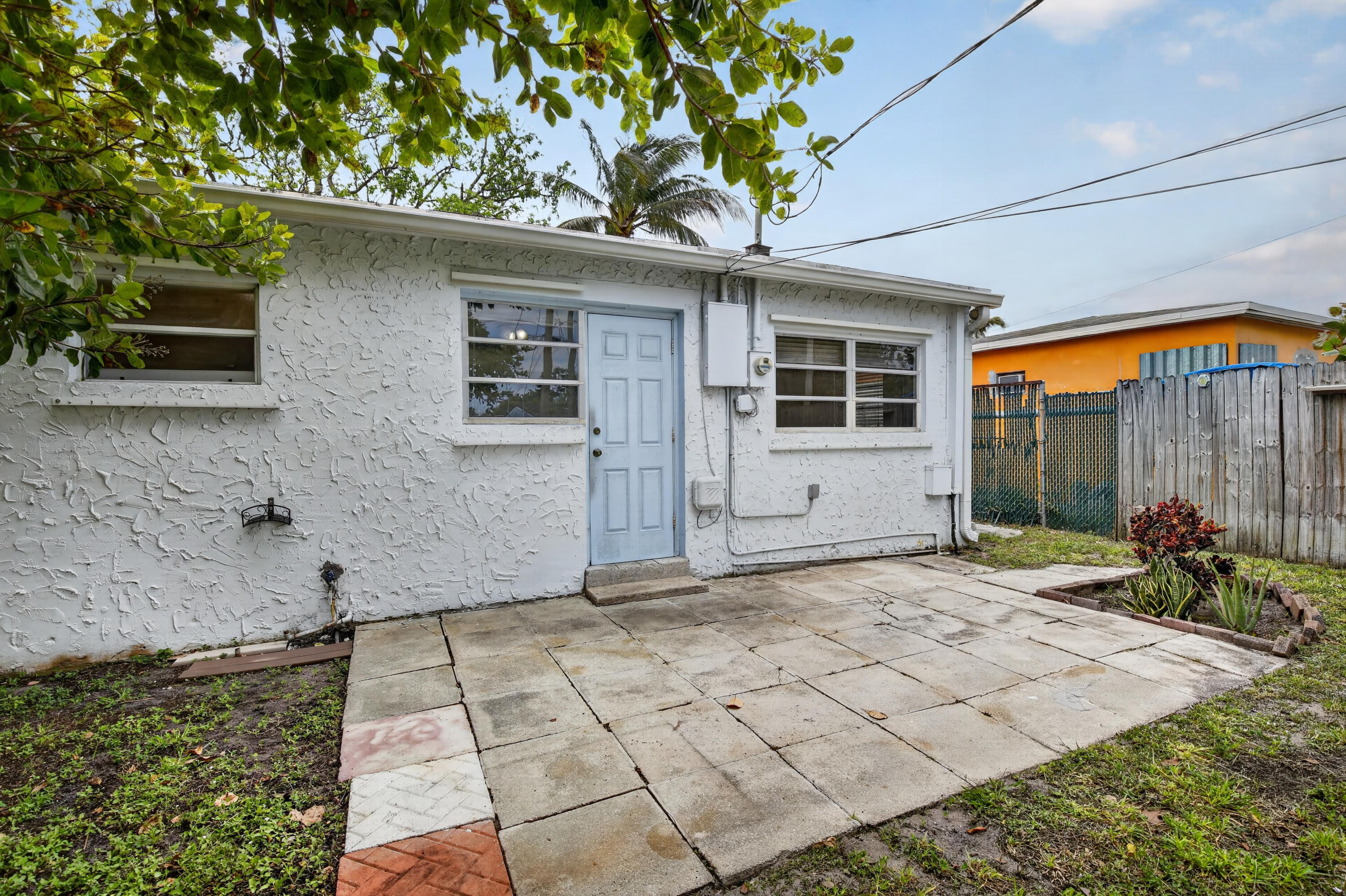 121 NW 52nd Street