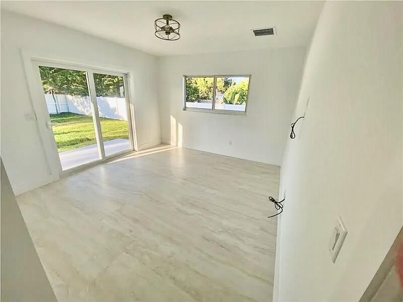 2635 NE 17th Street 2635