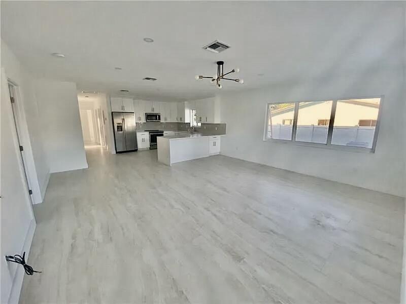 2635 NE 17th Street 2635