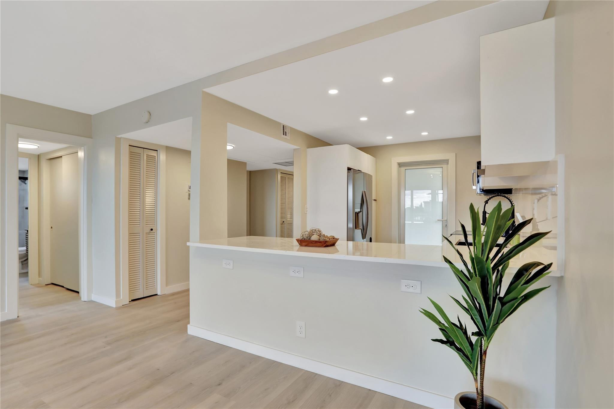 3100 N Course Lane 401