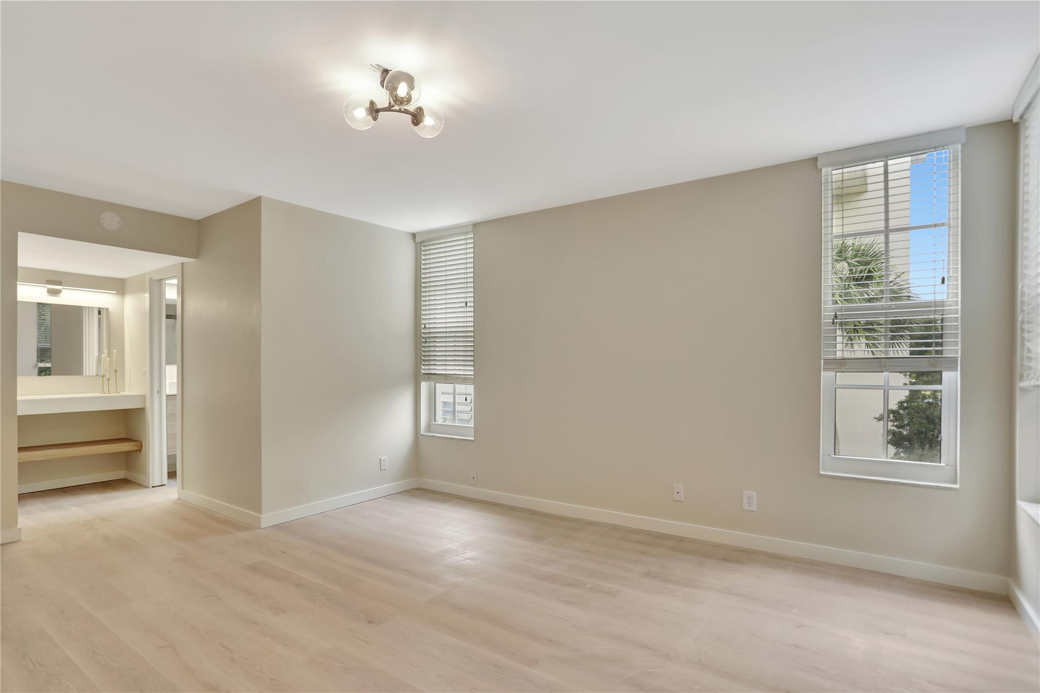 3100 N Course Lane 401