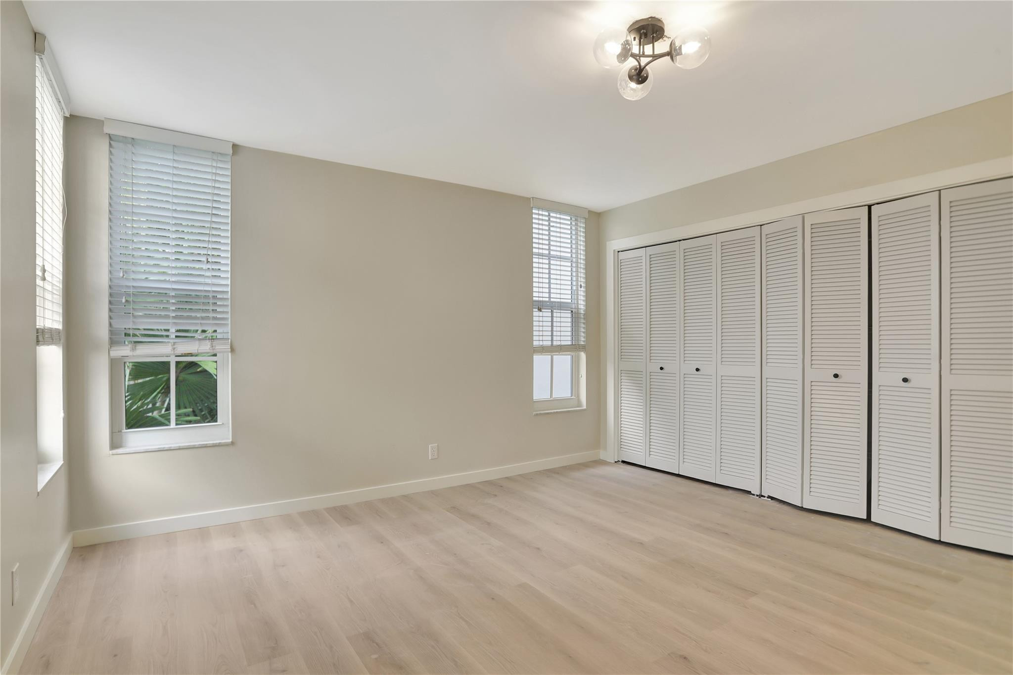 3100 N Course Lane 401