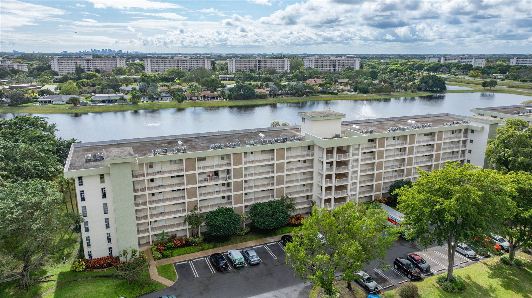 3100 N Course Lane 401