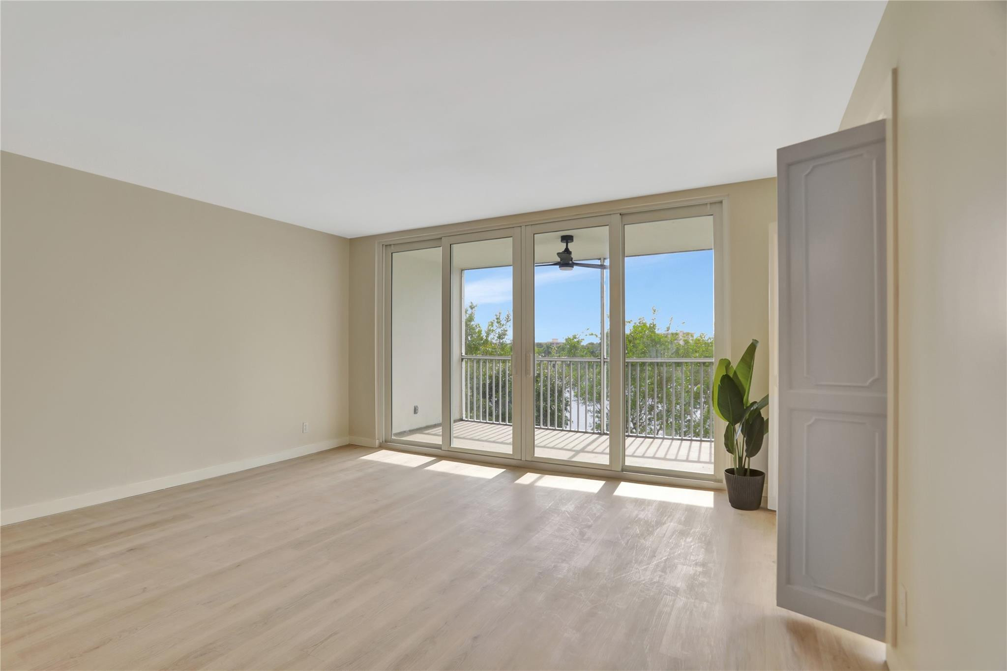 3100 N Course Lane 401