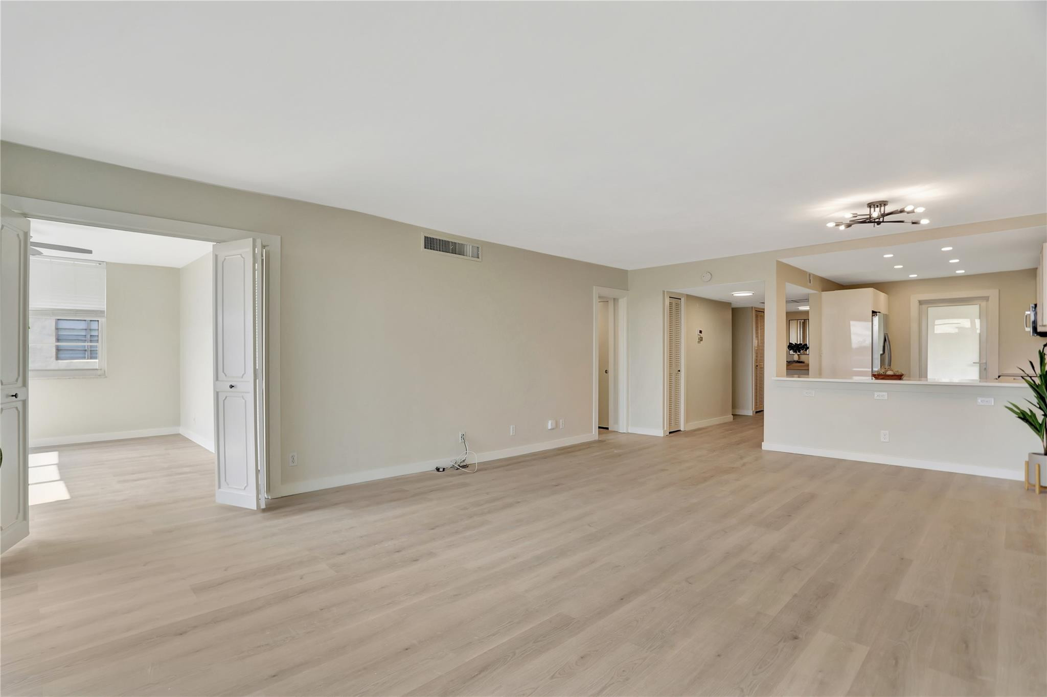 3100 N Course Lane 401