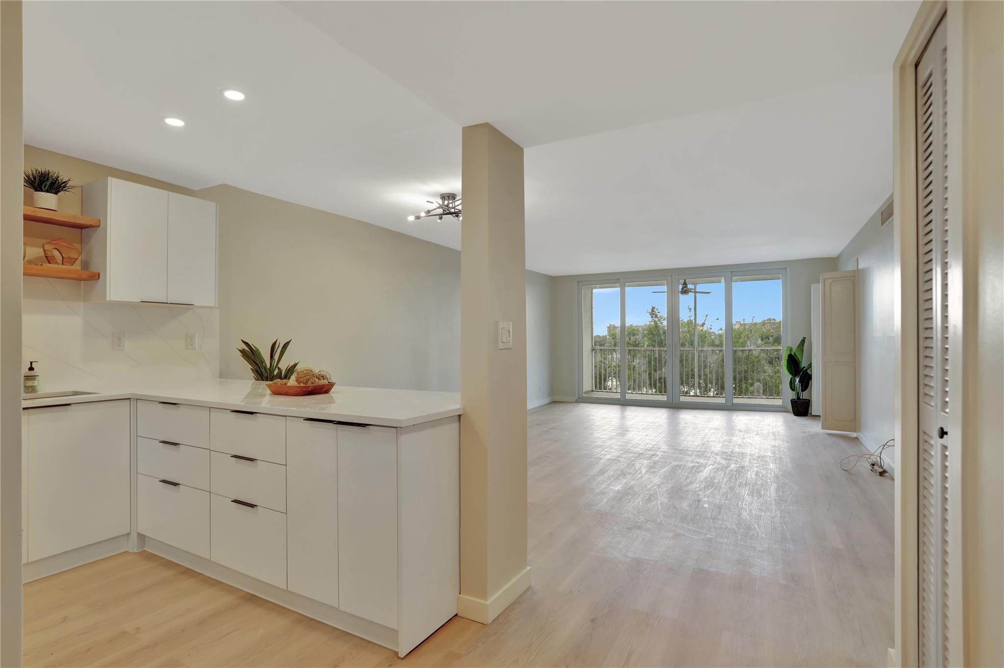 3100 N Course Lane 401