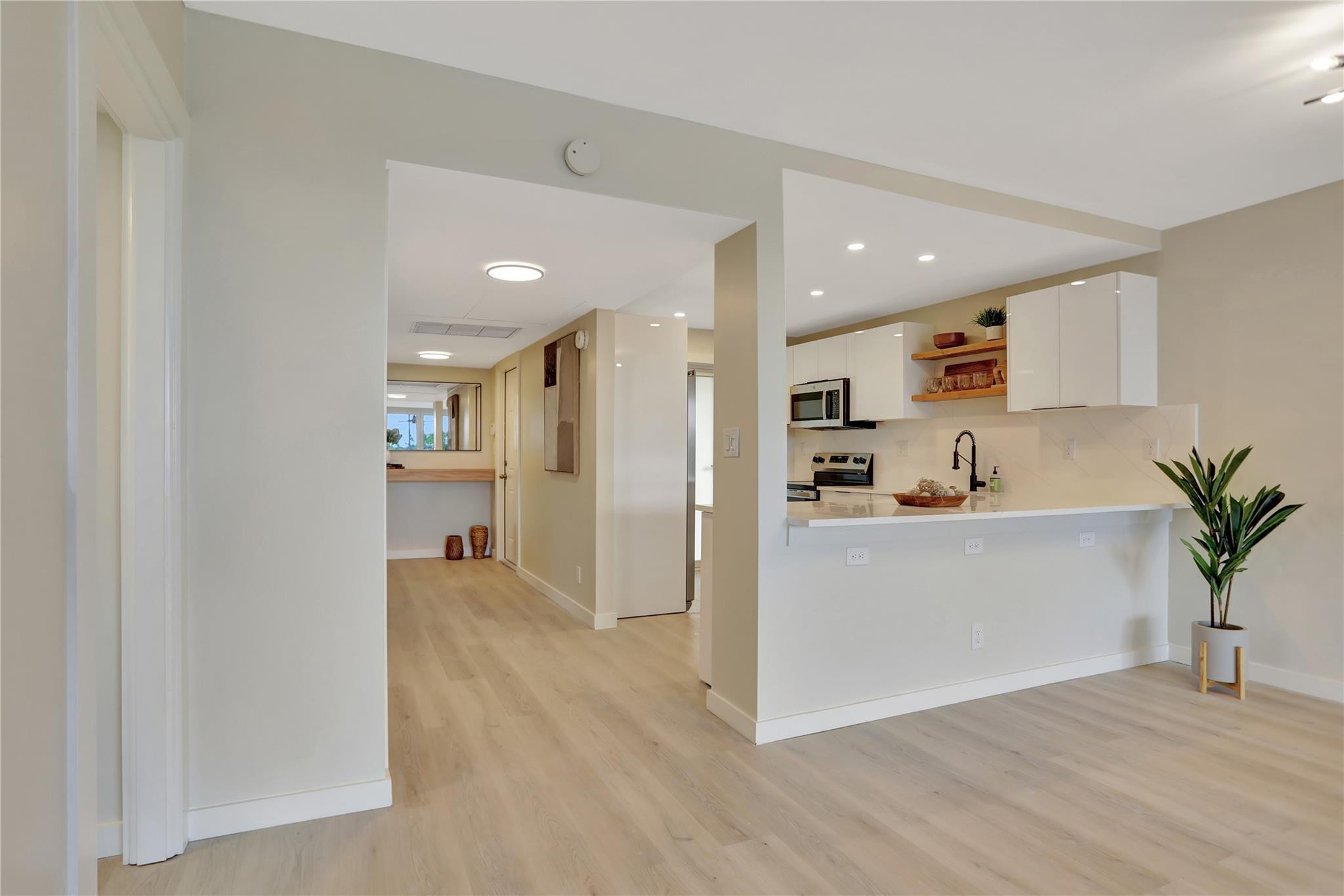 3100 N Course Lane 401