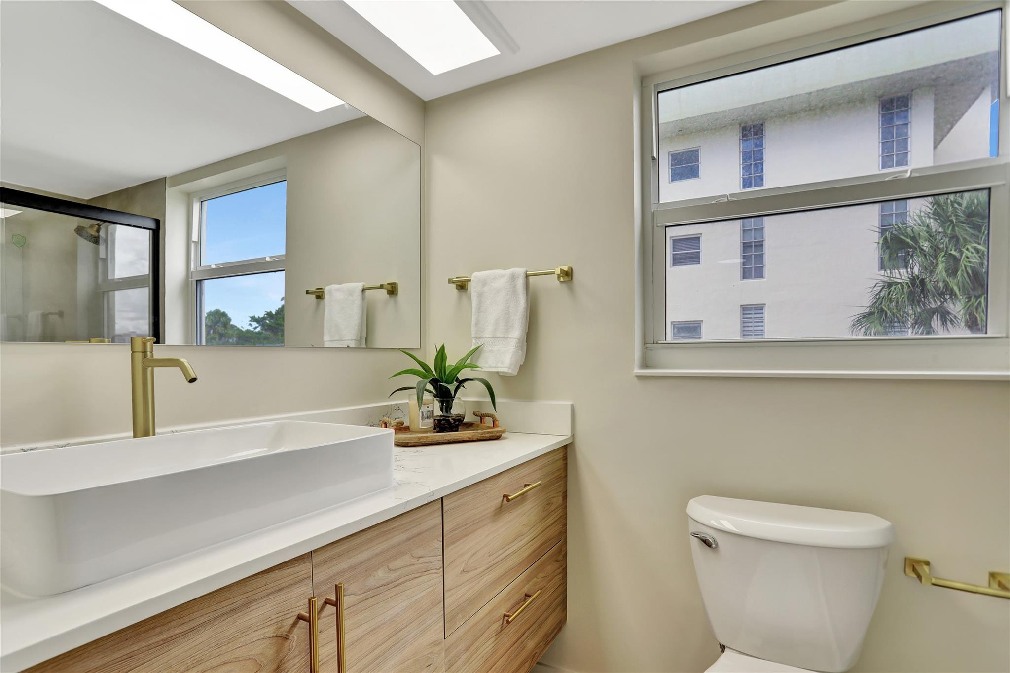 3100 N Course Lane 401